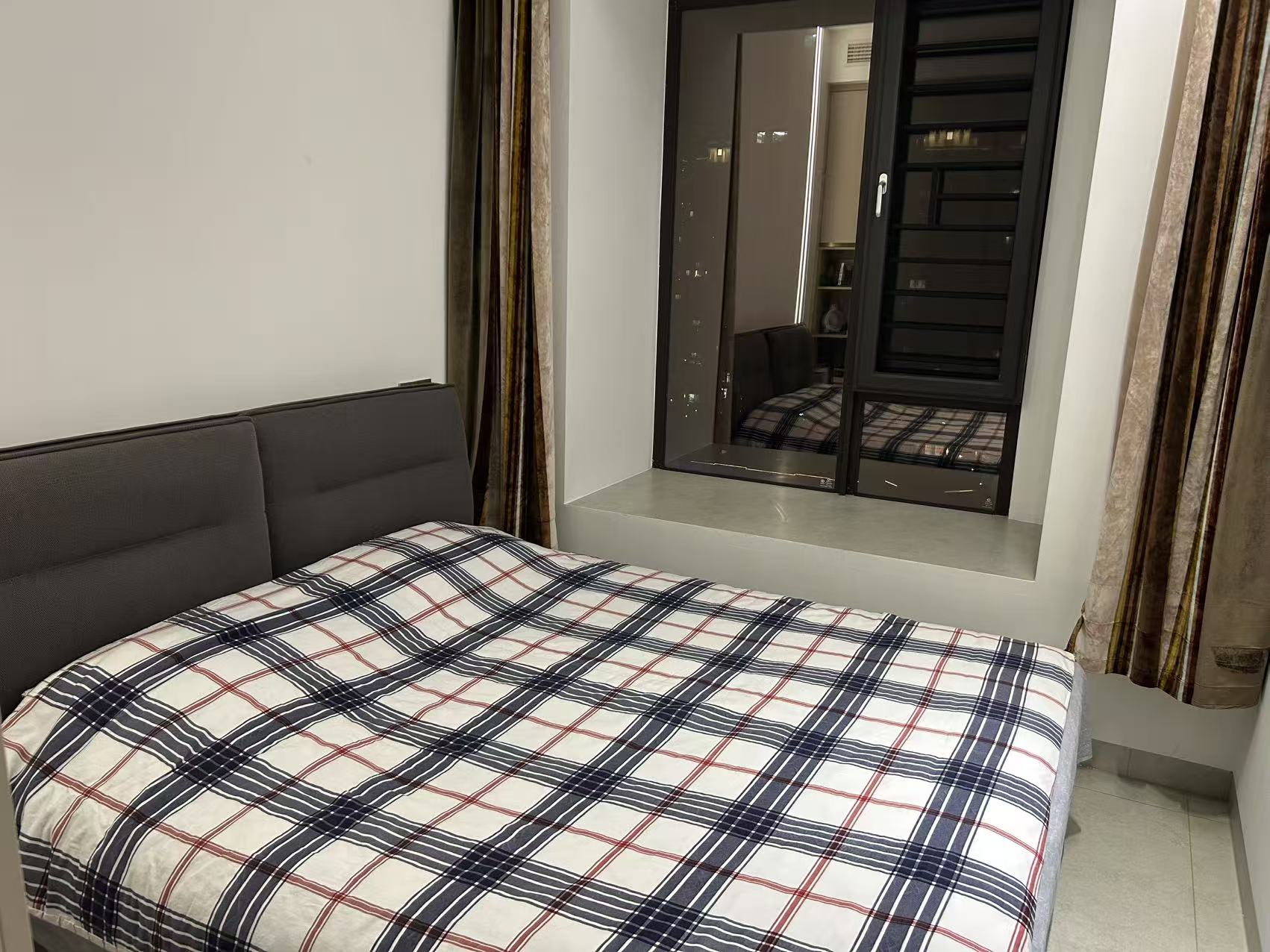 富力首府 3室2厅2卫 9800.0元/月 富力首府 3室2厅2卫 9800.0元/月室内图