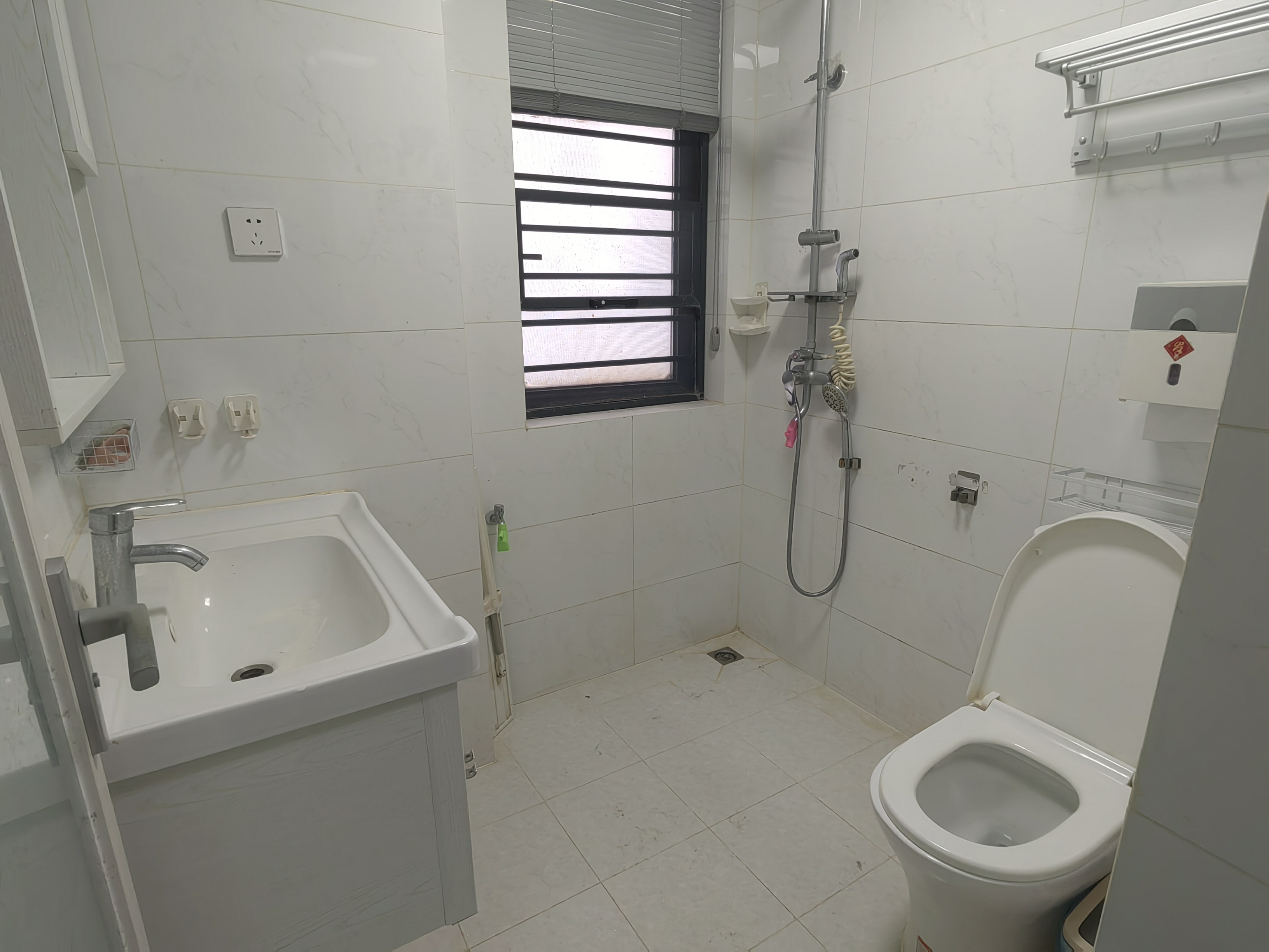 伊泰天骄二期 2室2厅1卫 1900.0元/月 伊泰天骄二期 2室2厅1卫 1900.0元/月室内图