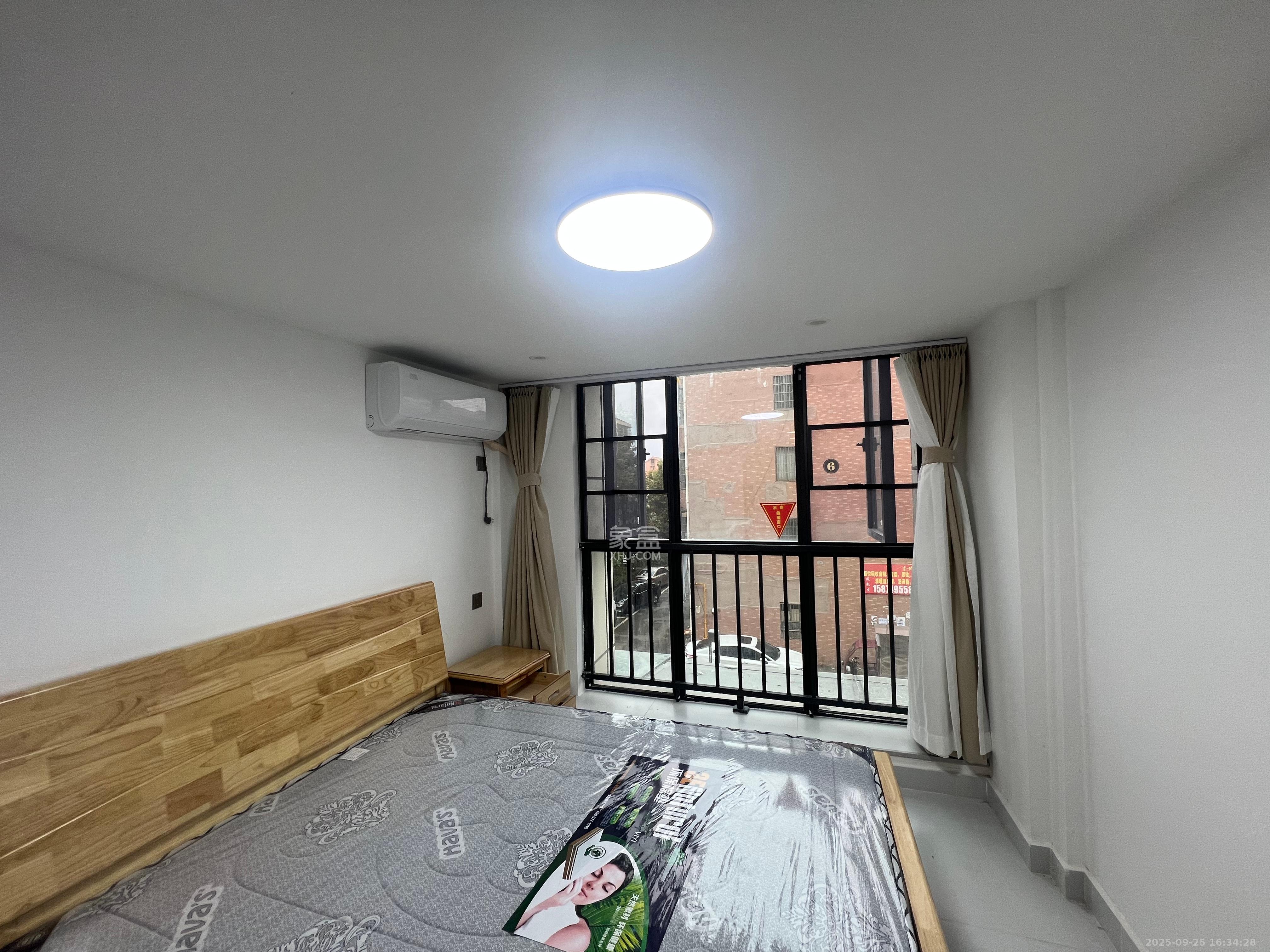 新长海D1站  1室1厅1卫    900.0元/月 新长海D1站  1室1厅1卫    900.0元/月