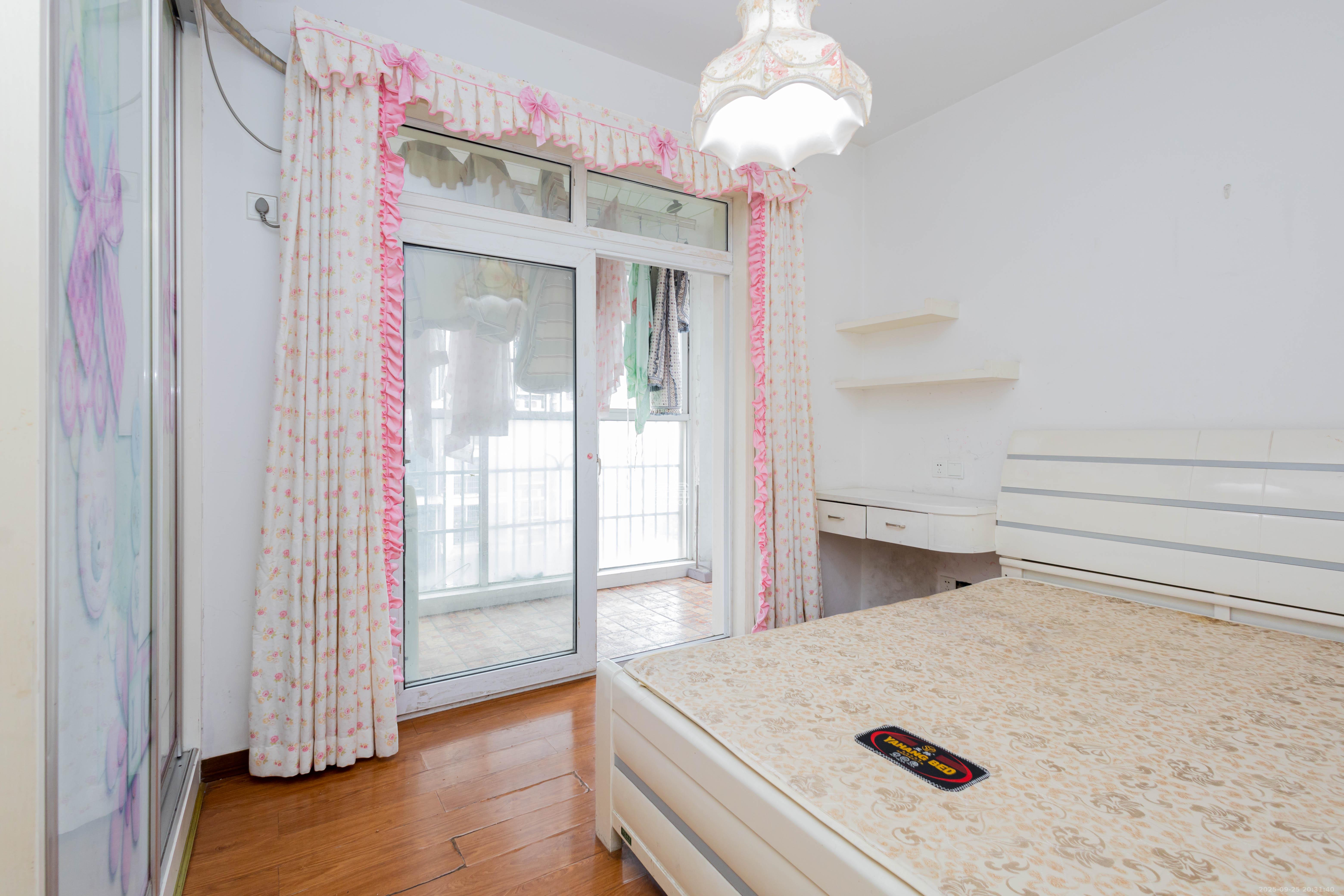 明天一城  2室1厅1卫    39.8万卧室