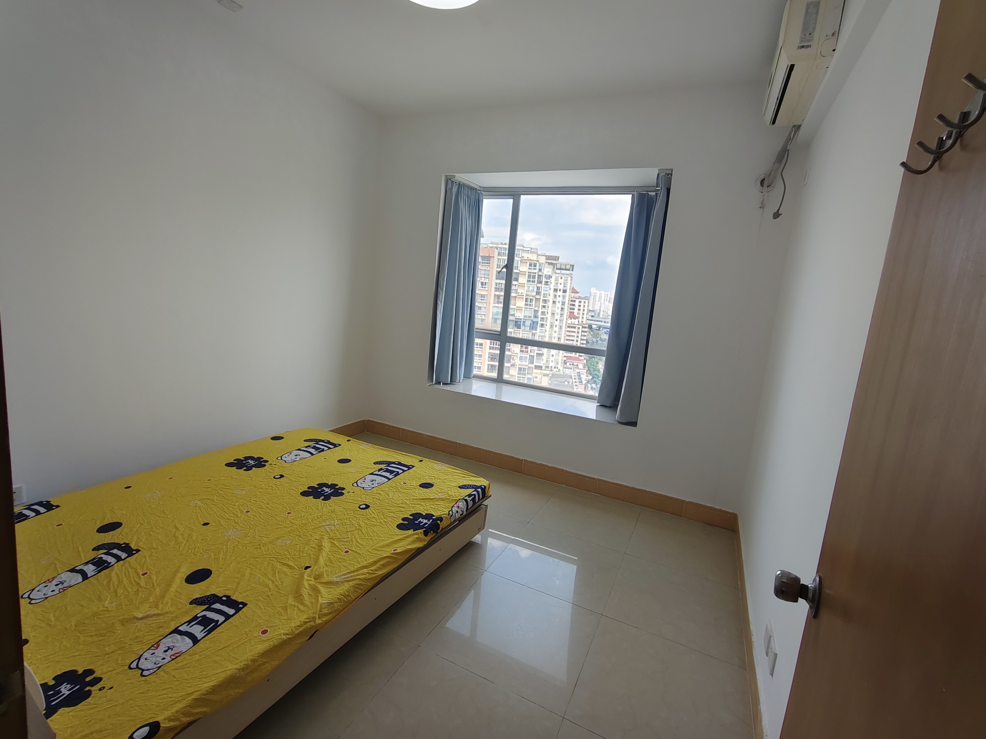 龙泉家园 3室2厅1卫 2800.0元/月 龙泉家园 3室2厅1卫 2800.0元/月室内图