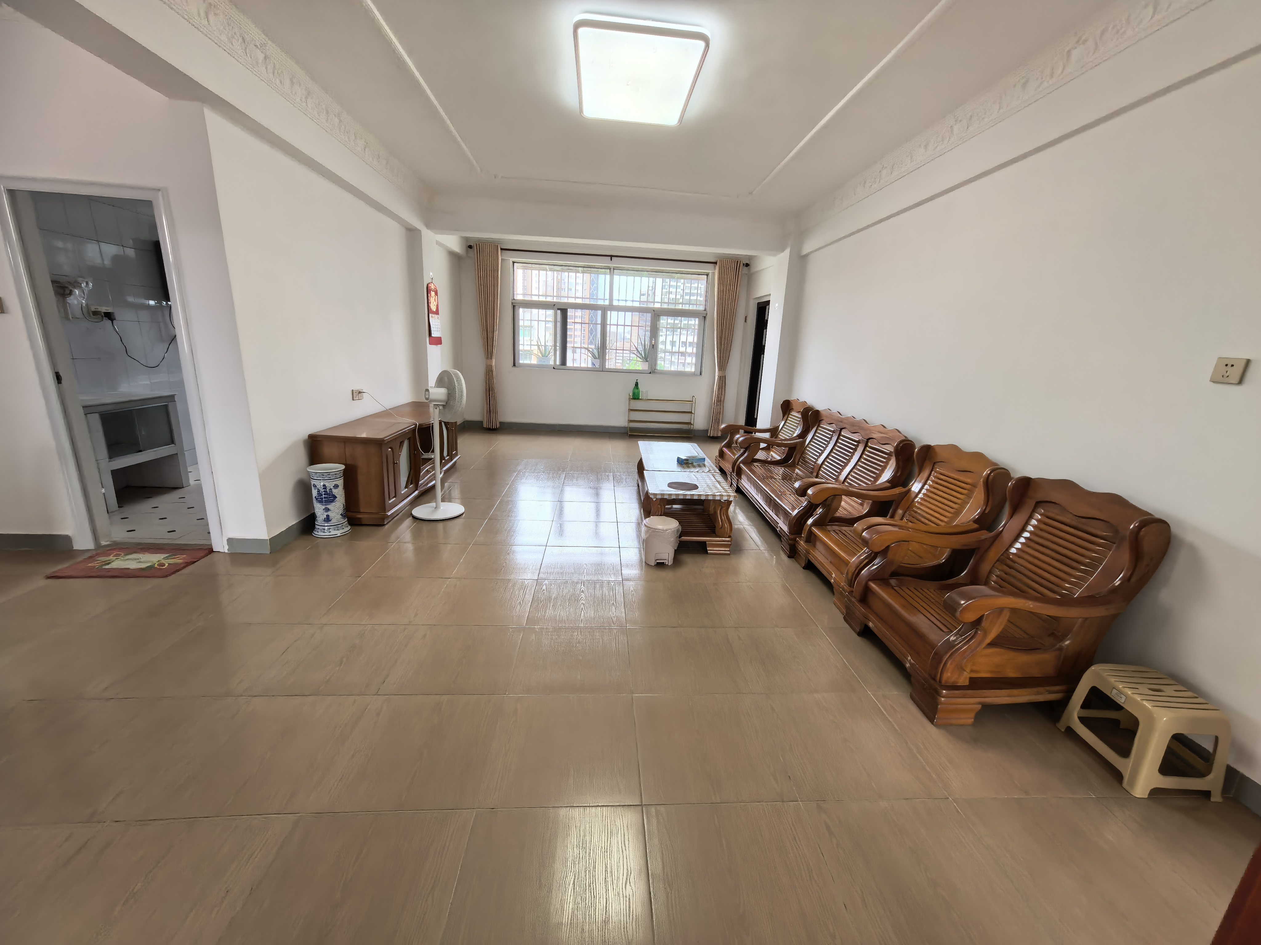 省检察院宿舍南苑 3室2厅2卫 2800.0元/月 省检察院宿舍南苑 3室2厅2卫 2800.0元/月室内图