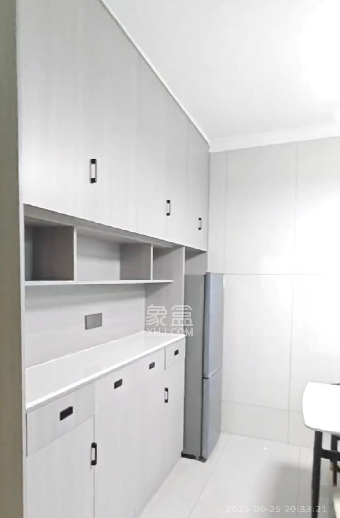 嘉雨兴园  2室1厅1卫   2800.00元/月室内图