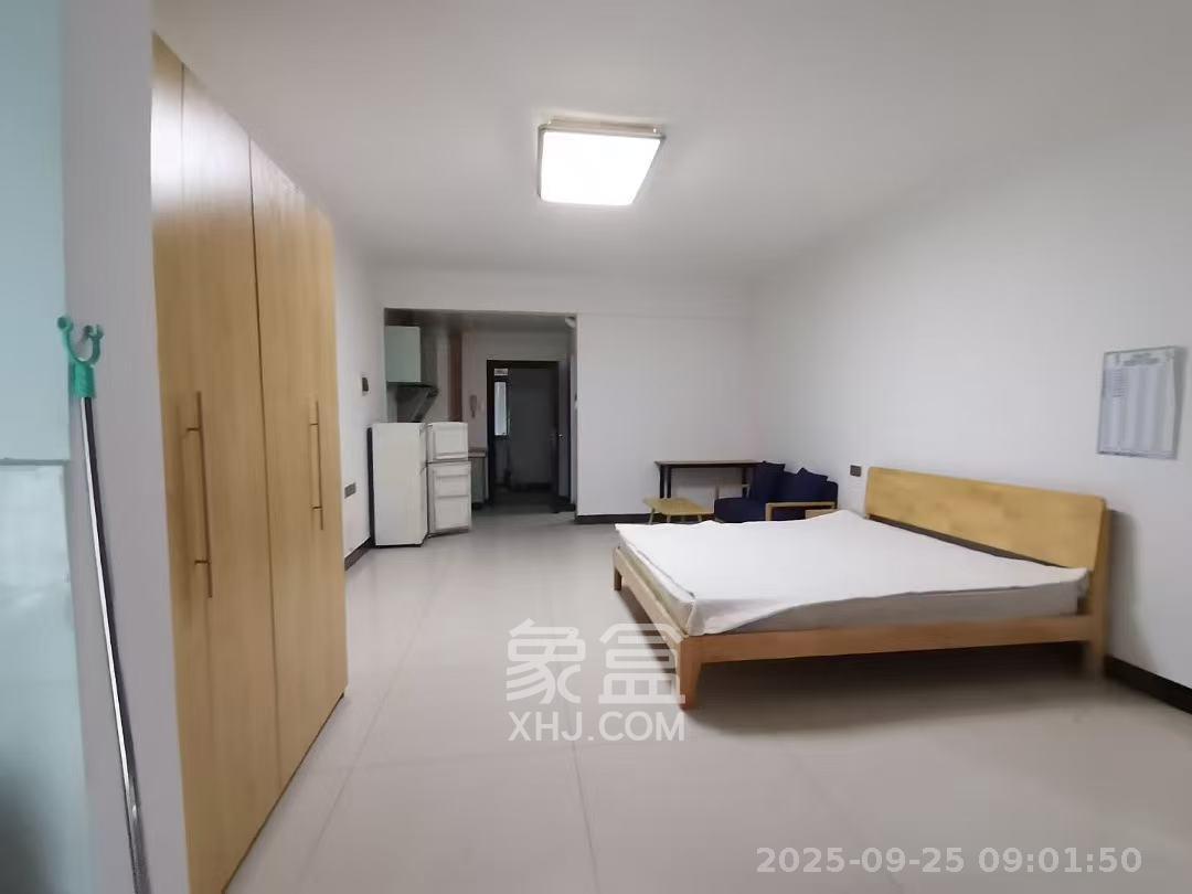 城南郡 1室1厅1卫 1500.0元/月 城南郡 1室1厅1卫 1500.0元/月室内图