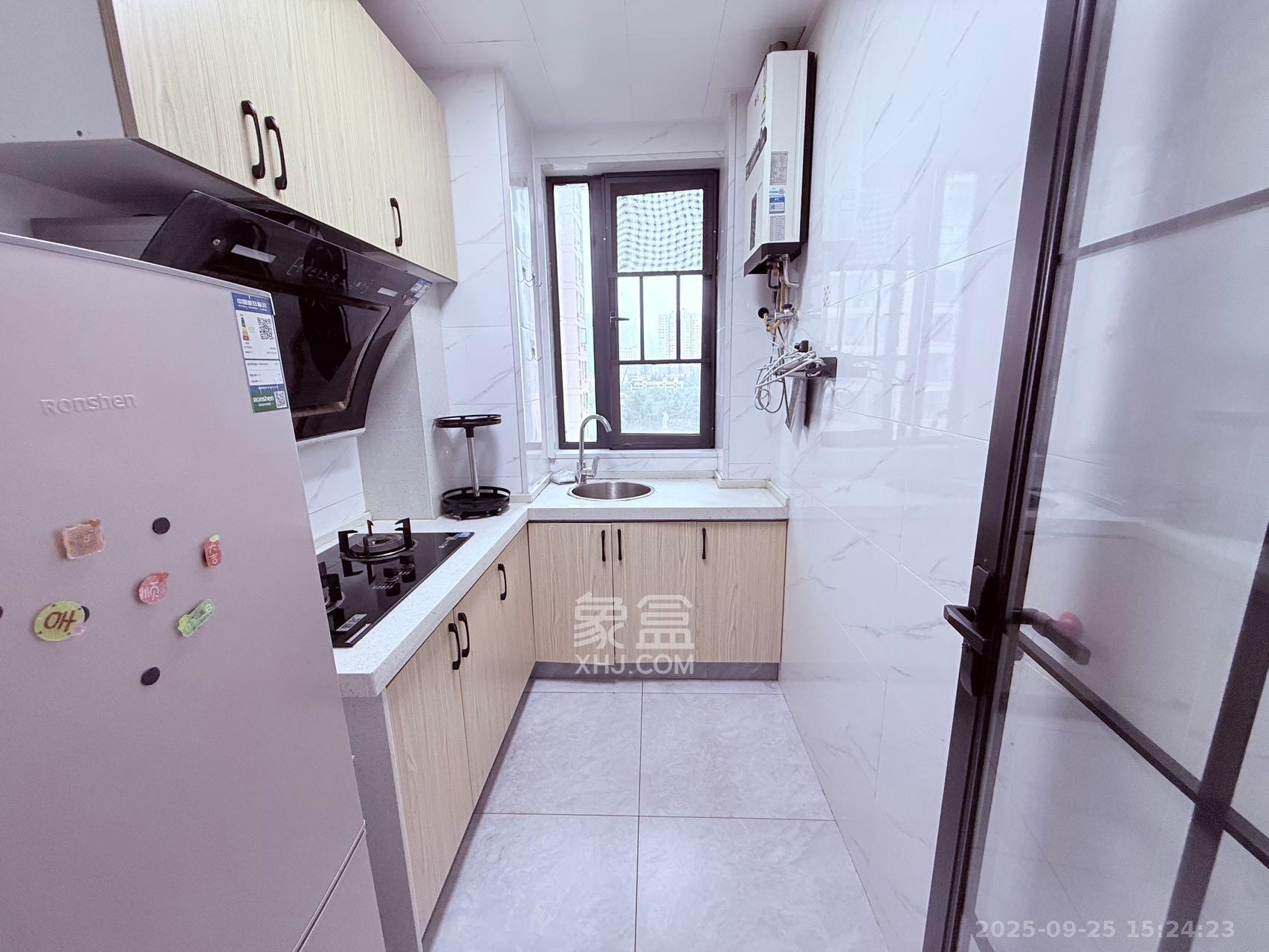 韭菜园嘉苑 2室1厅1卫 3060.0元/月 韭菜园嘉苑 2室1厅1卫 3060.0元/月室内图