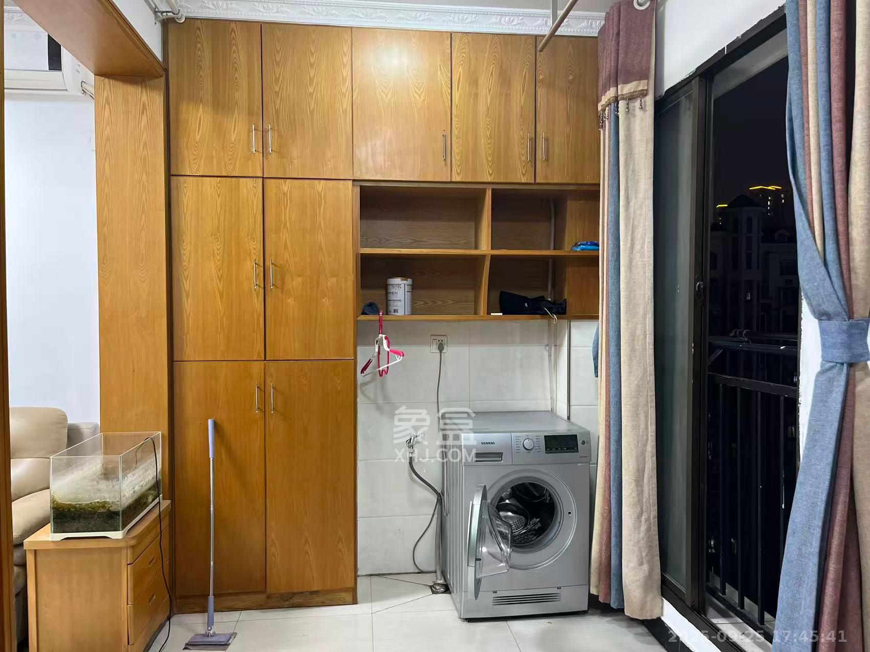 米兰春天  2室2厅1卫    1600.0元/月室内图