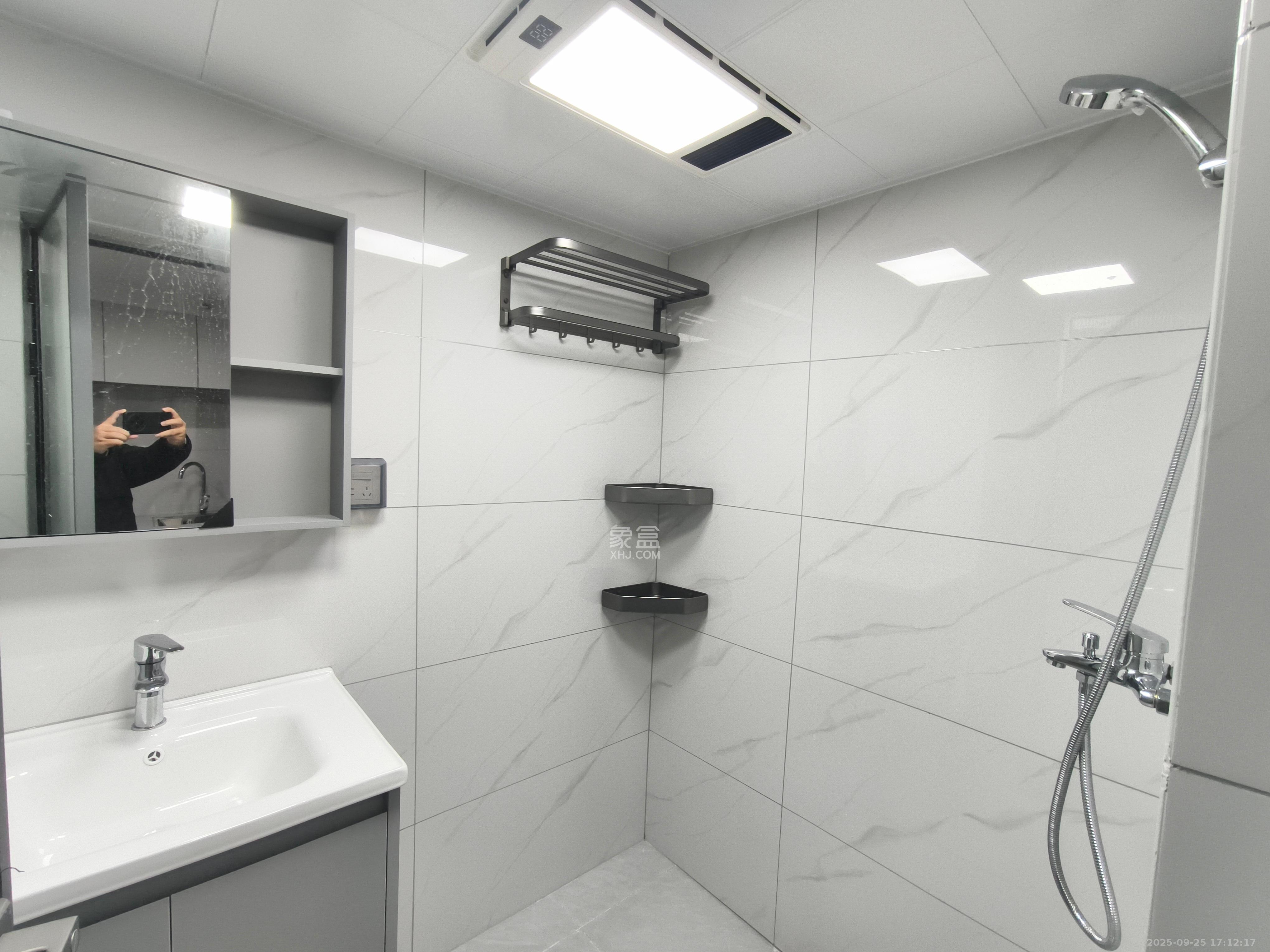 梅溪悦章  2室1厅1卫    2600.0元/月室内图