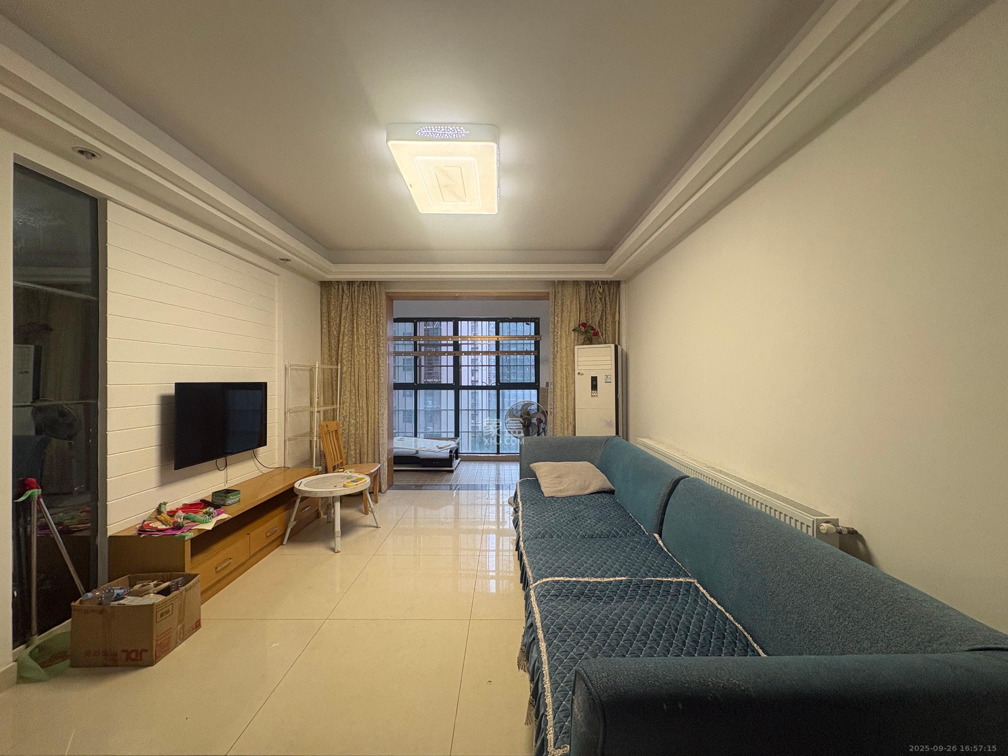 筑梦佳园 3室2厅1卫 1800.0元/月 筑梦佳园 3室2厅1卫 1800.0元/月室内图