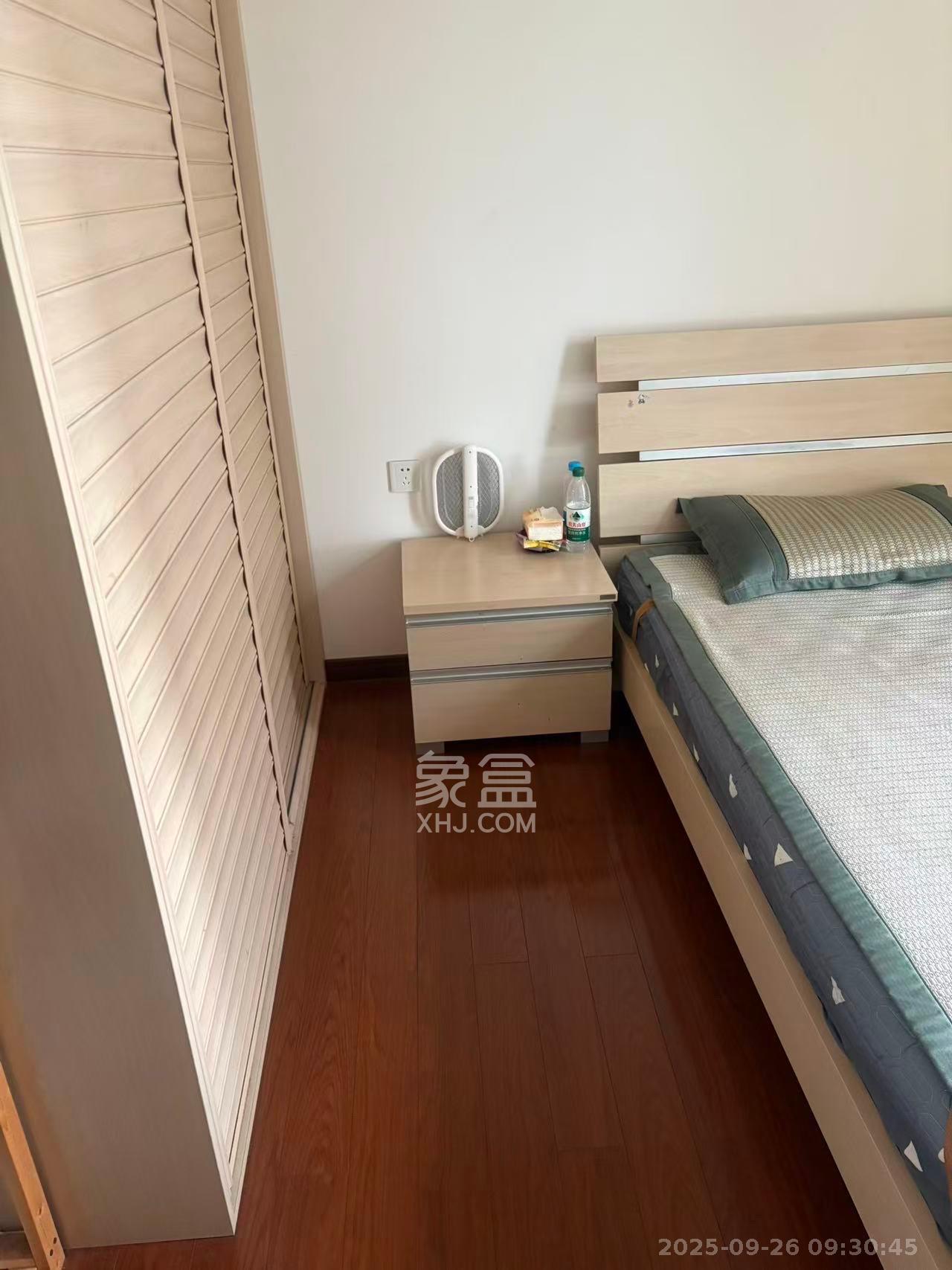 万科魅力之城非凡里 3室2厅1卫 2500.0元/月 万科魅力之城非凡里 3室2厅1卫 2500.0元/月室内图