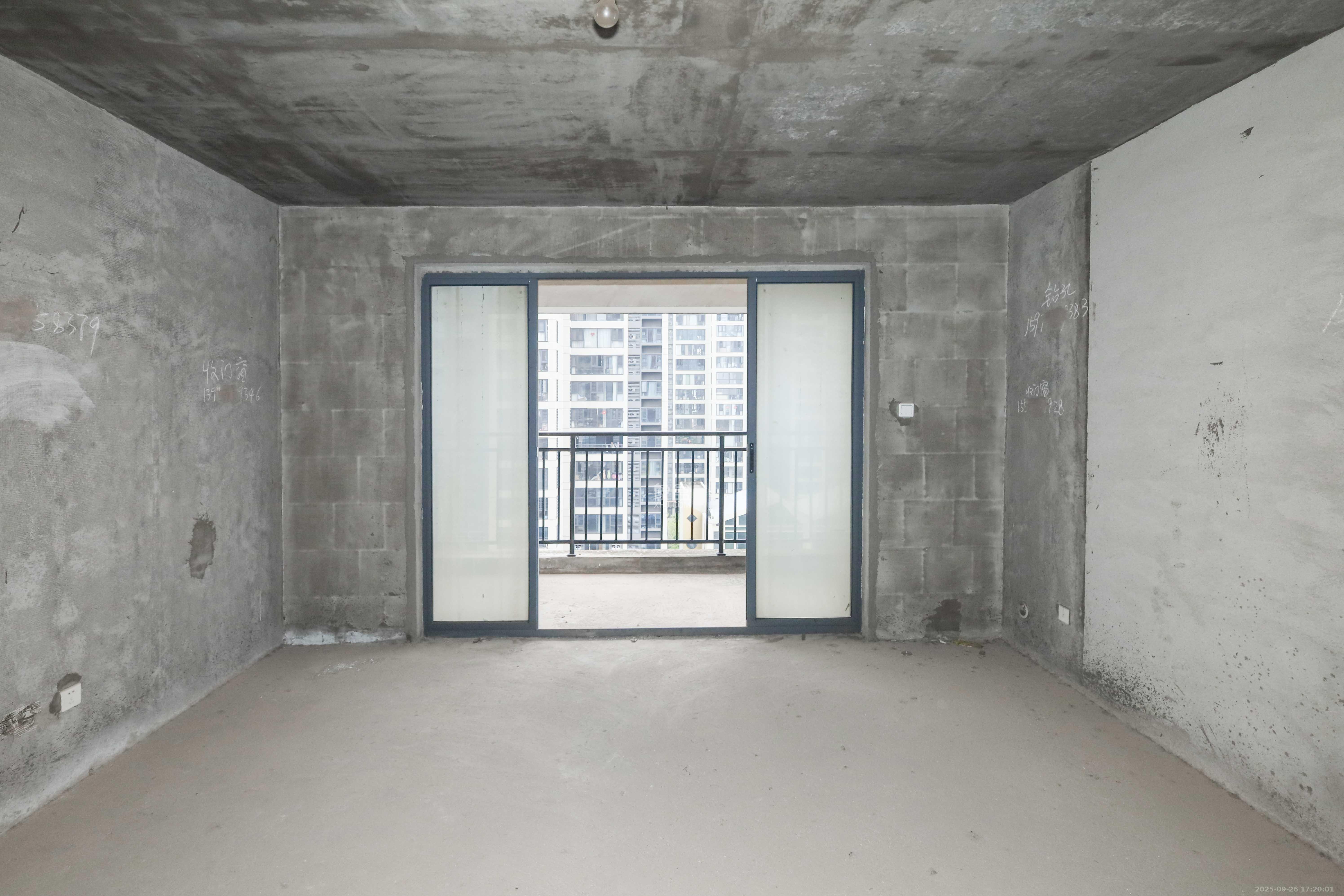 梅溪峰汇(房聚梅溪壹中心)  3室2厅2卫    102.0万 梅溪峰汇(房聚梅溪壹中心)  3室2厅2卫    102.0万