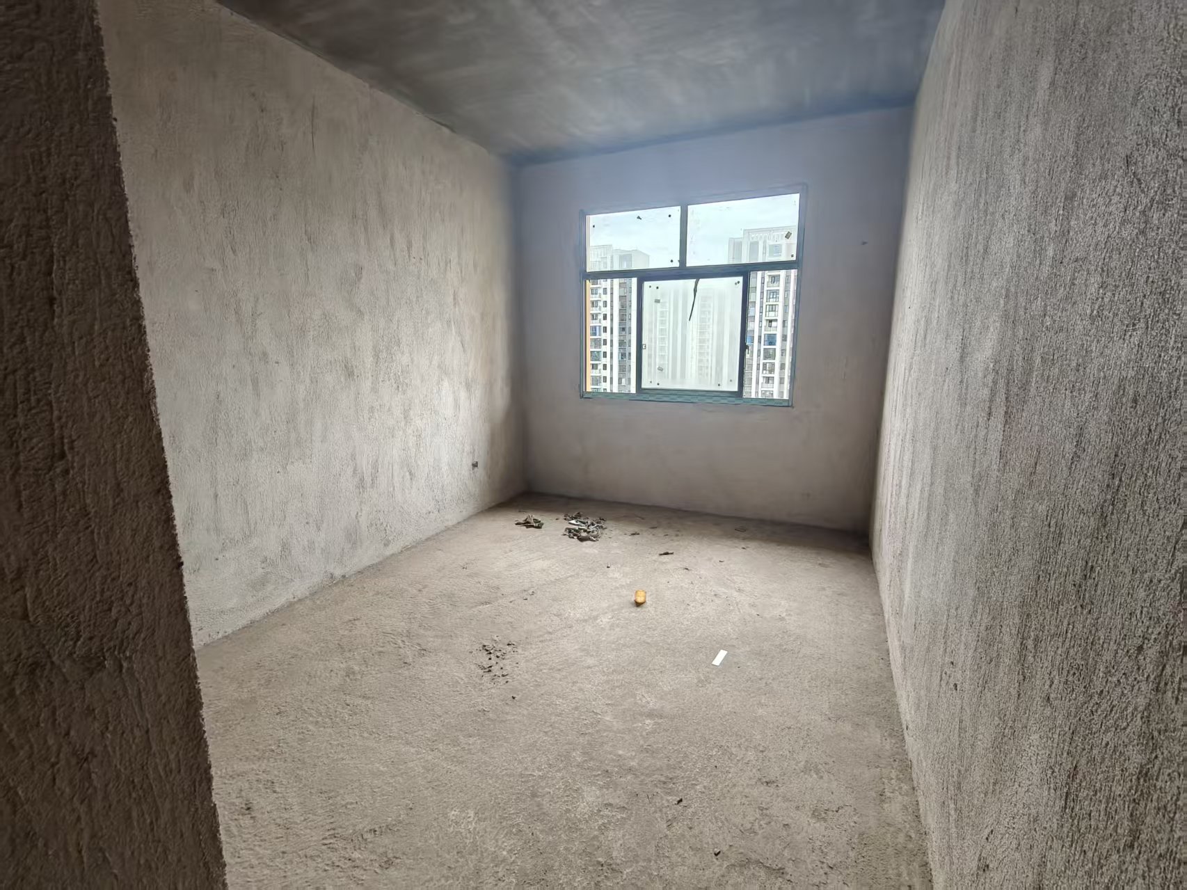 人济星城 3室2厅2卫 39.8万 人济星城 3室2厅2卫 39.8万客厅