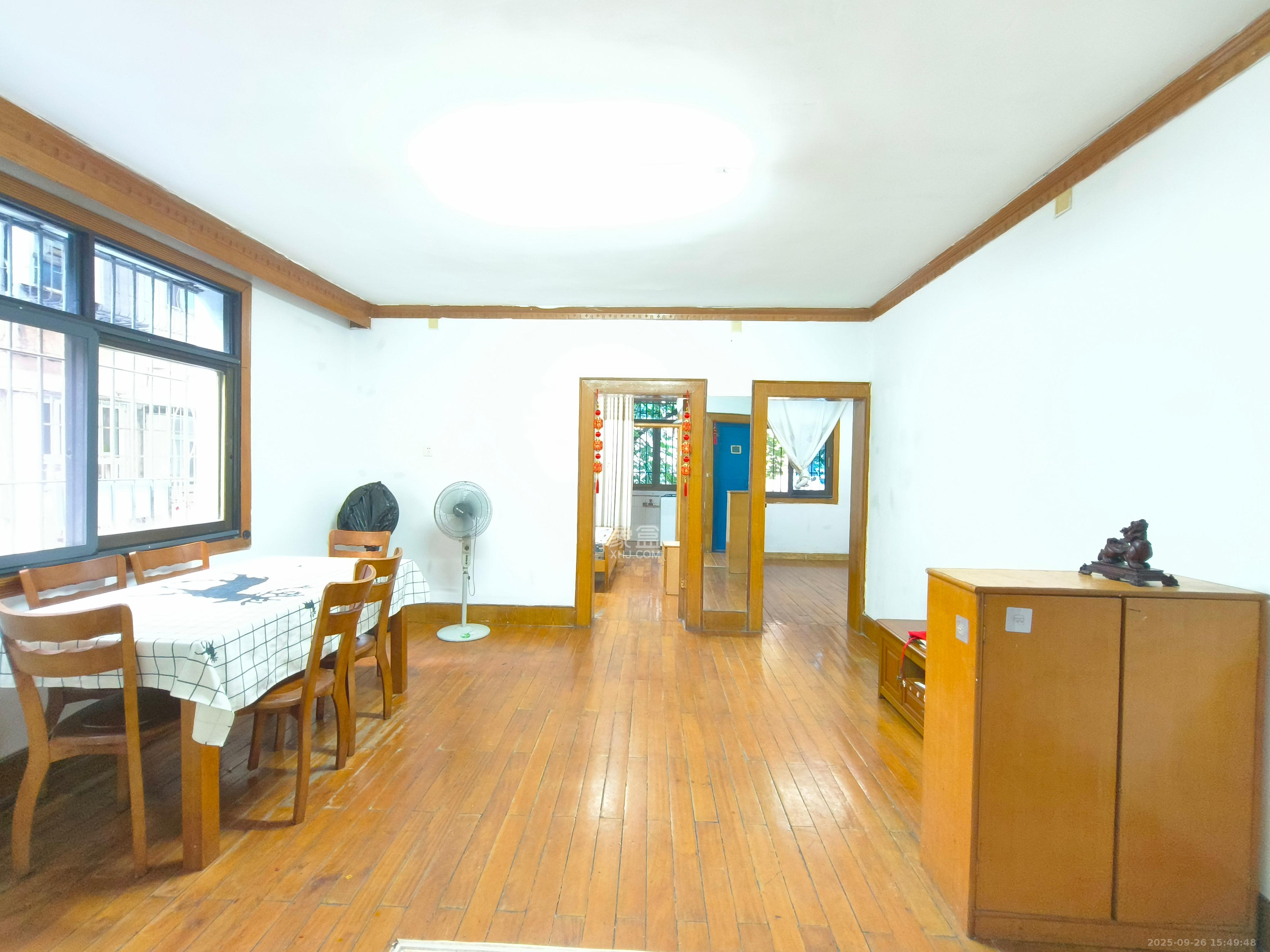 崇文里、崇圣里散盘 3室2厅1卫 2600.0元/月 崇文里、崇圣里散盘 3室2厅1卫 2600.0元/月室内图