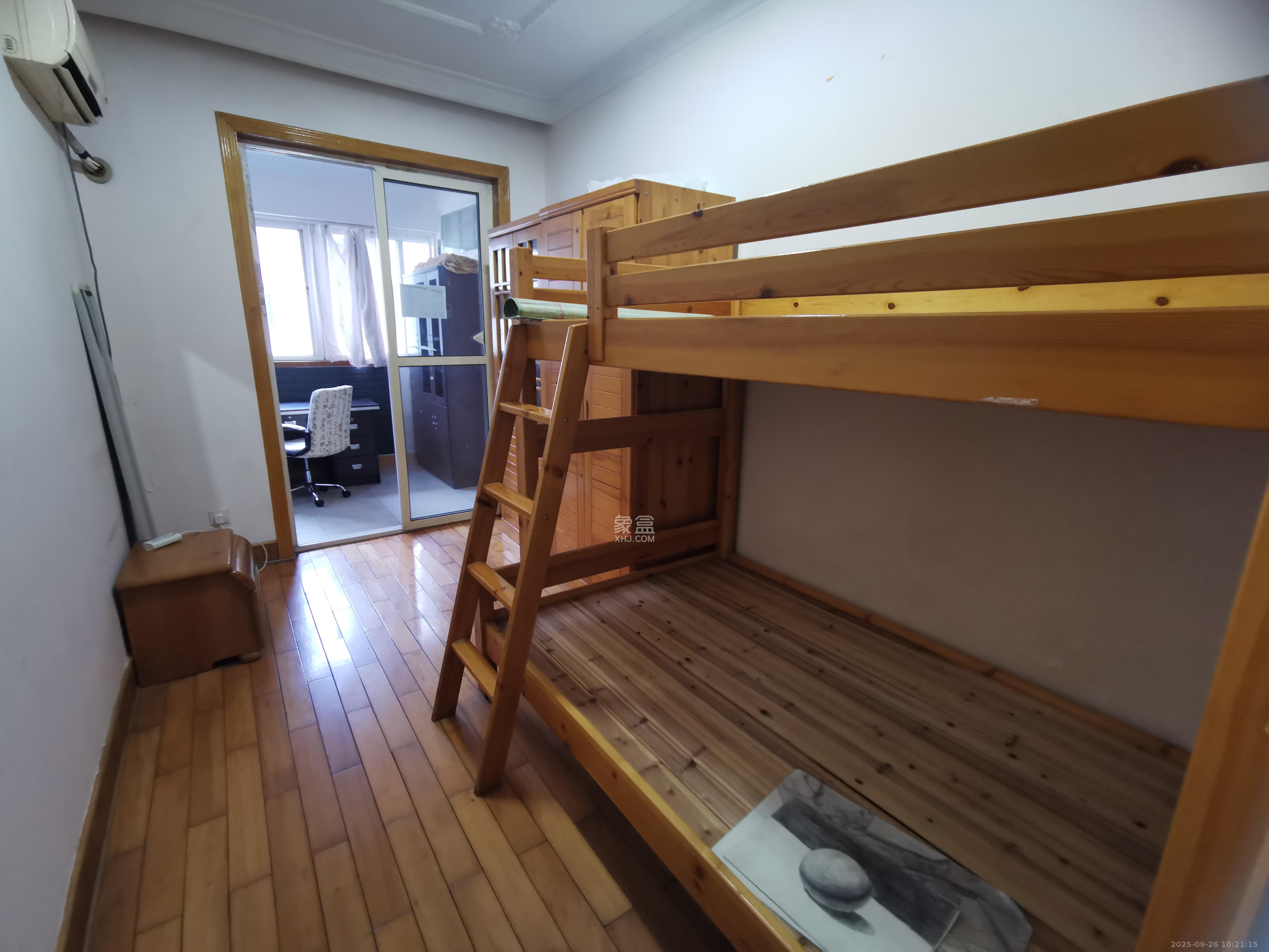 市政府小区（凤凰台巷66号）  3室2厅1卫    2900.0元/月室内图