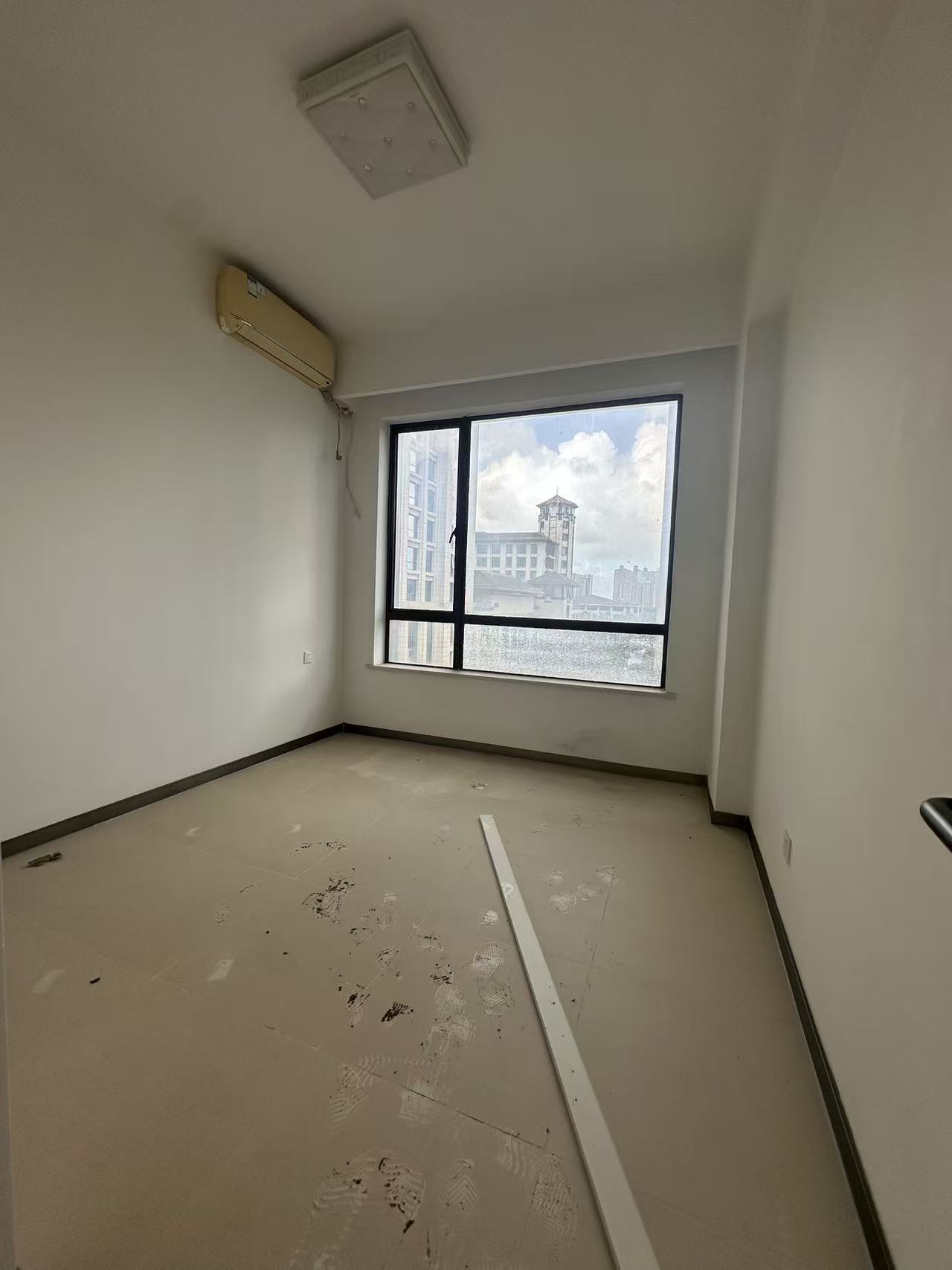 专家公寓 3室2厅2卫 150.0万 专家公寓 3室2厅2卫 150.0万室内图