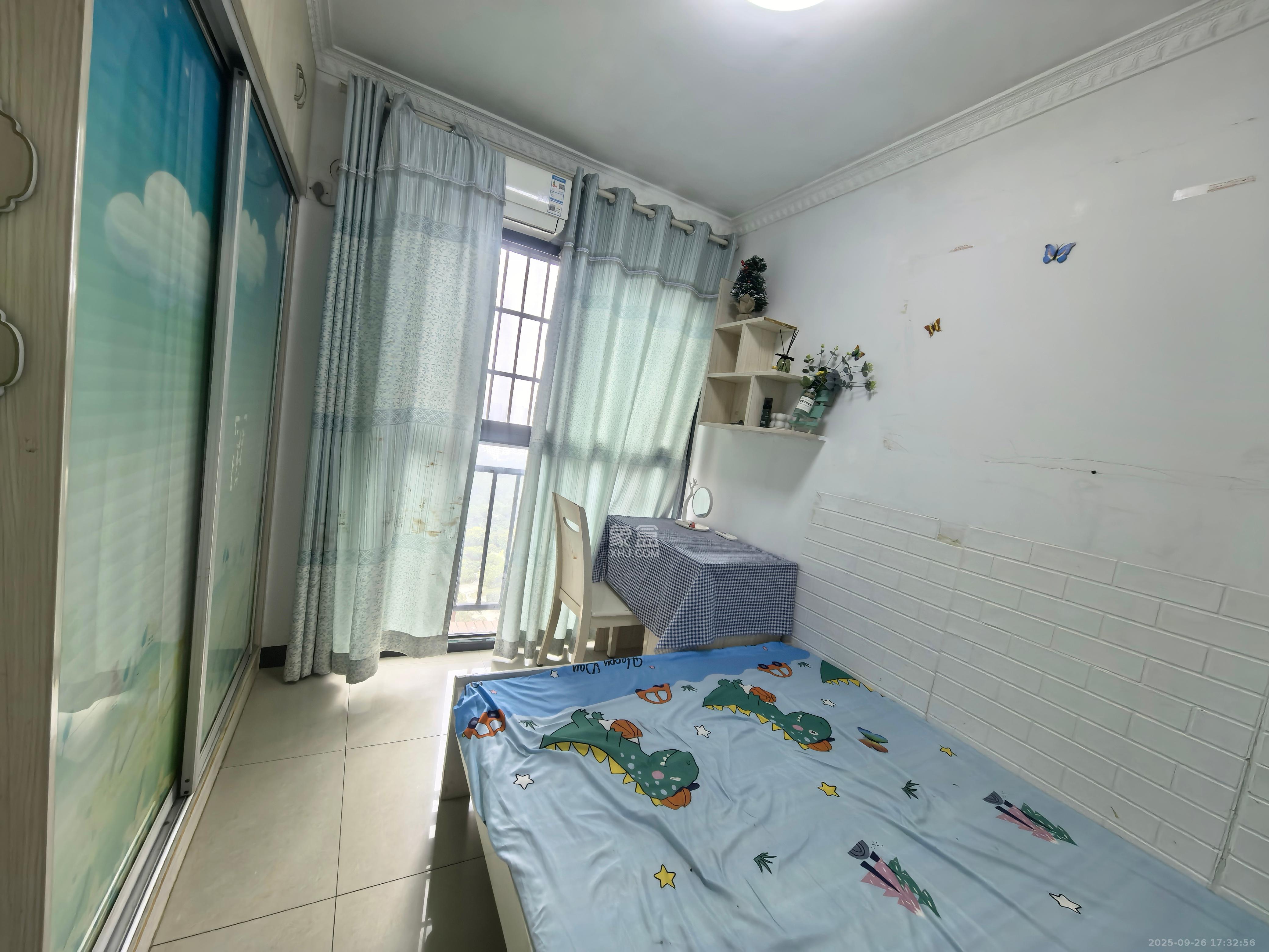 三一街区 3室2厅1卫 1600.0元/月 三一街区 3室2厅1卫 1600.0元/月室内图