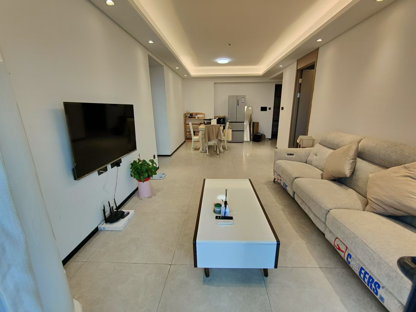 华润中心三期 3室2厅2卫 5000.0元/月 华润中心三期 3室2厅2卫 5000.0元/月室内图