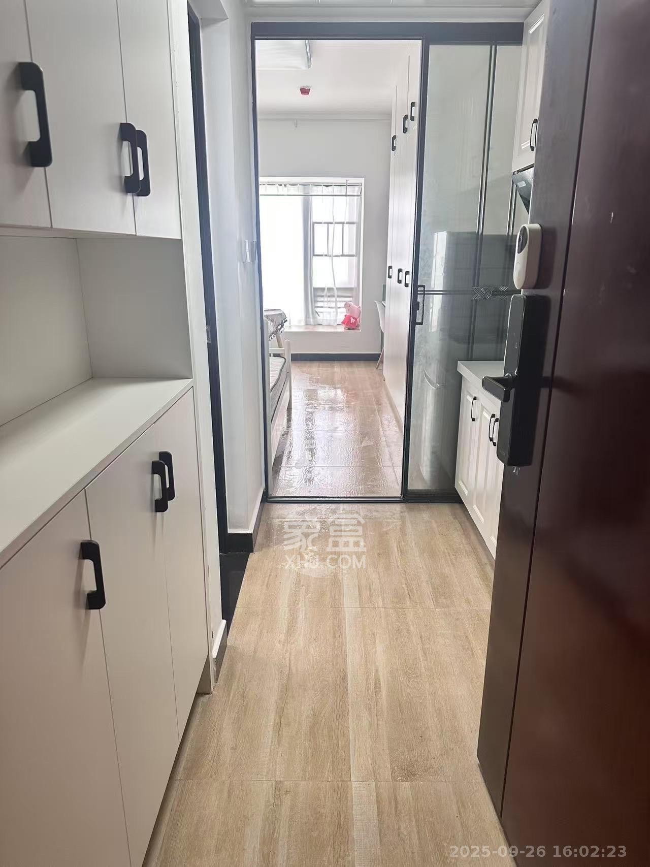 碧桂园城市之光 1室1厅1卫 1600.0元/月 碧桂园城市之光 1室1厅1卫 1600.0元/月室内图