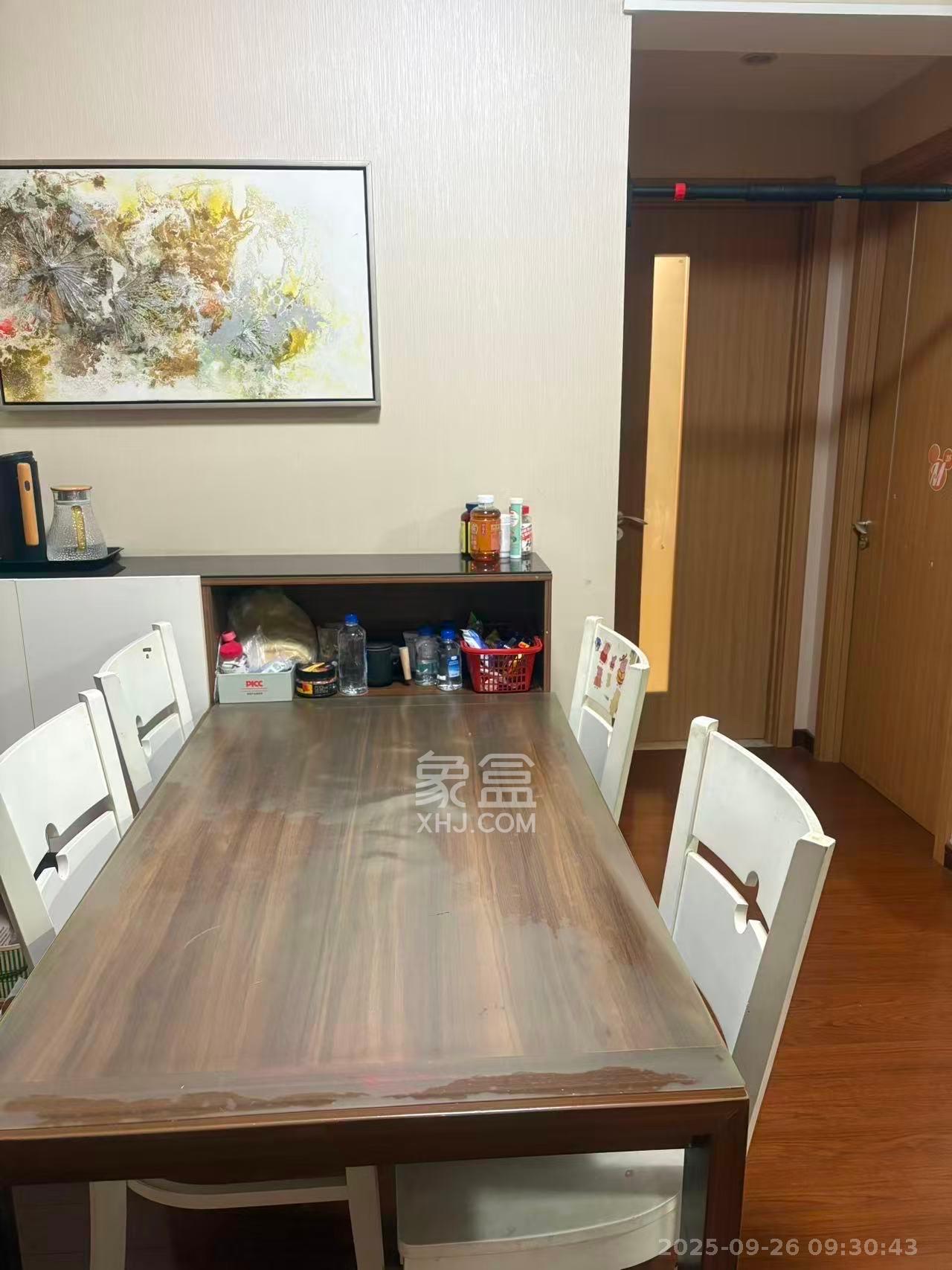 万科魅力之城非凡里  3室2厅1卫    2500.0元/月室内图