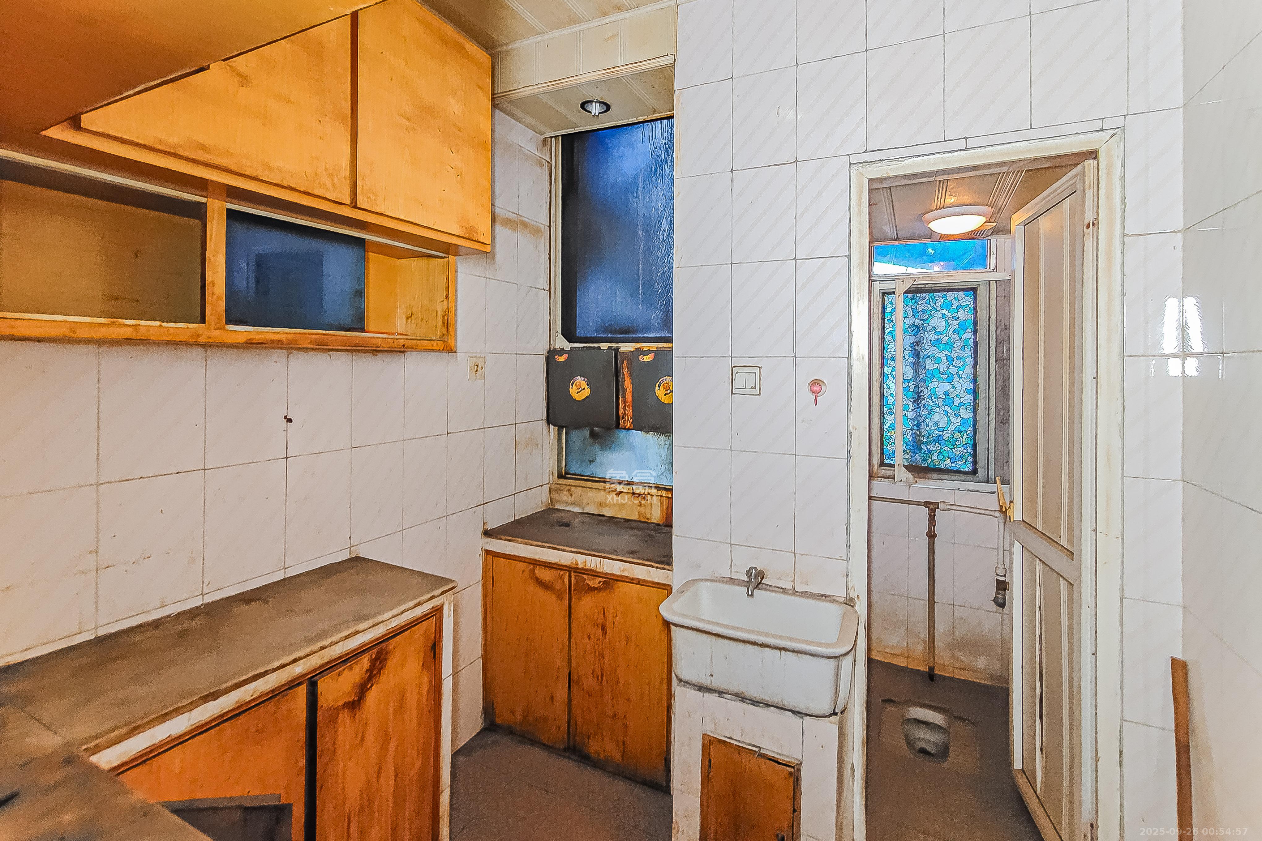 古堆山小区国家电网宿舍  2室1厅1卫    29.8万厨房