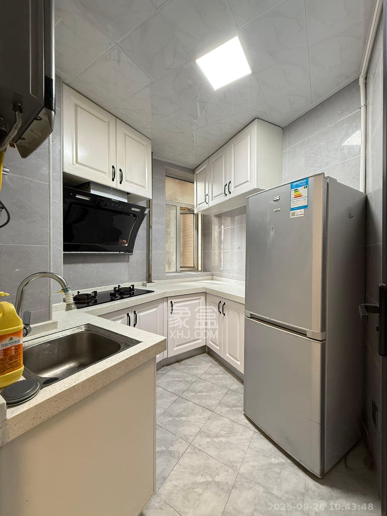 凯通国际城(凯通朝庭) 2室1厅1卫 2500.0元/月 凯通国际城(凯通朝庭) 2室1厅1卫 2500.0元/月室内图