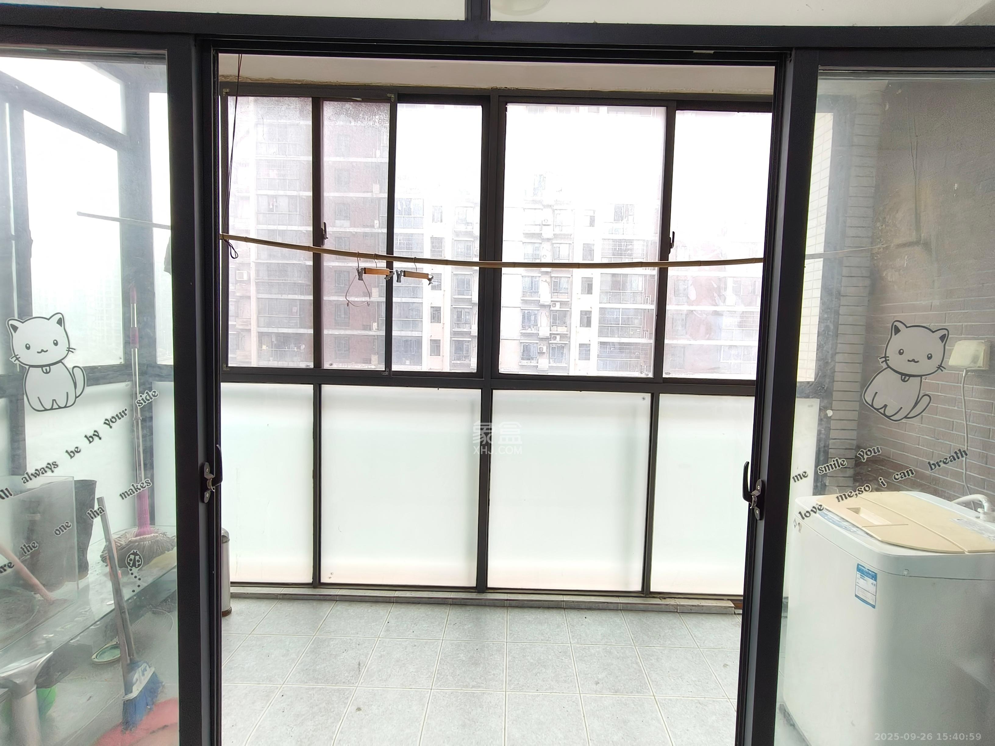 星城映象 2室2厅1卫 1800.0元/月 星城映象 2室2厅1卫 1800.0元/月室内图