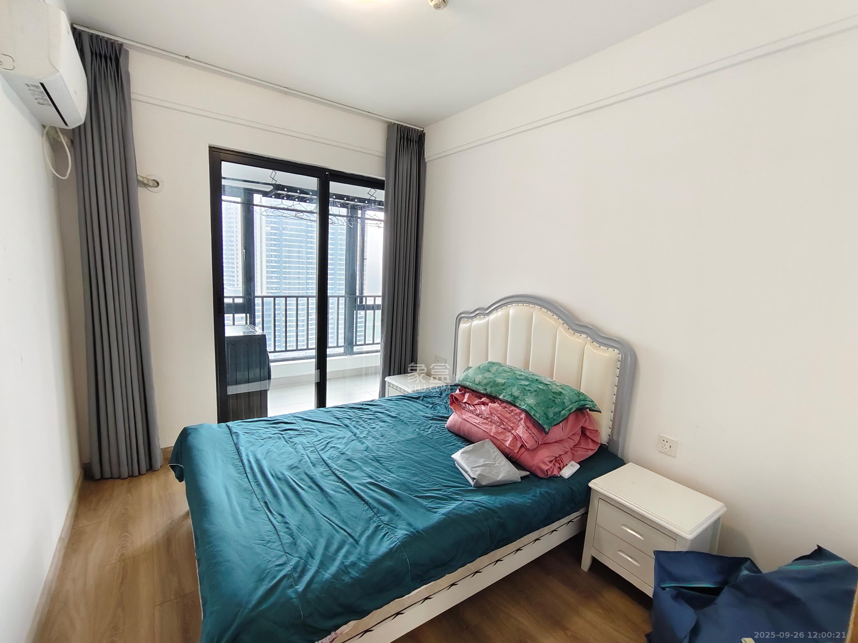 南山梅溪一方 3室2厅2卫 3000.0元/月 南山梅溪一方 3室2厅2卫 3000.0元/月室内图