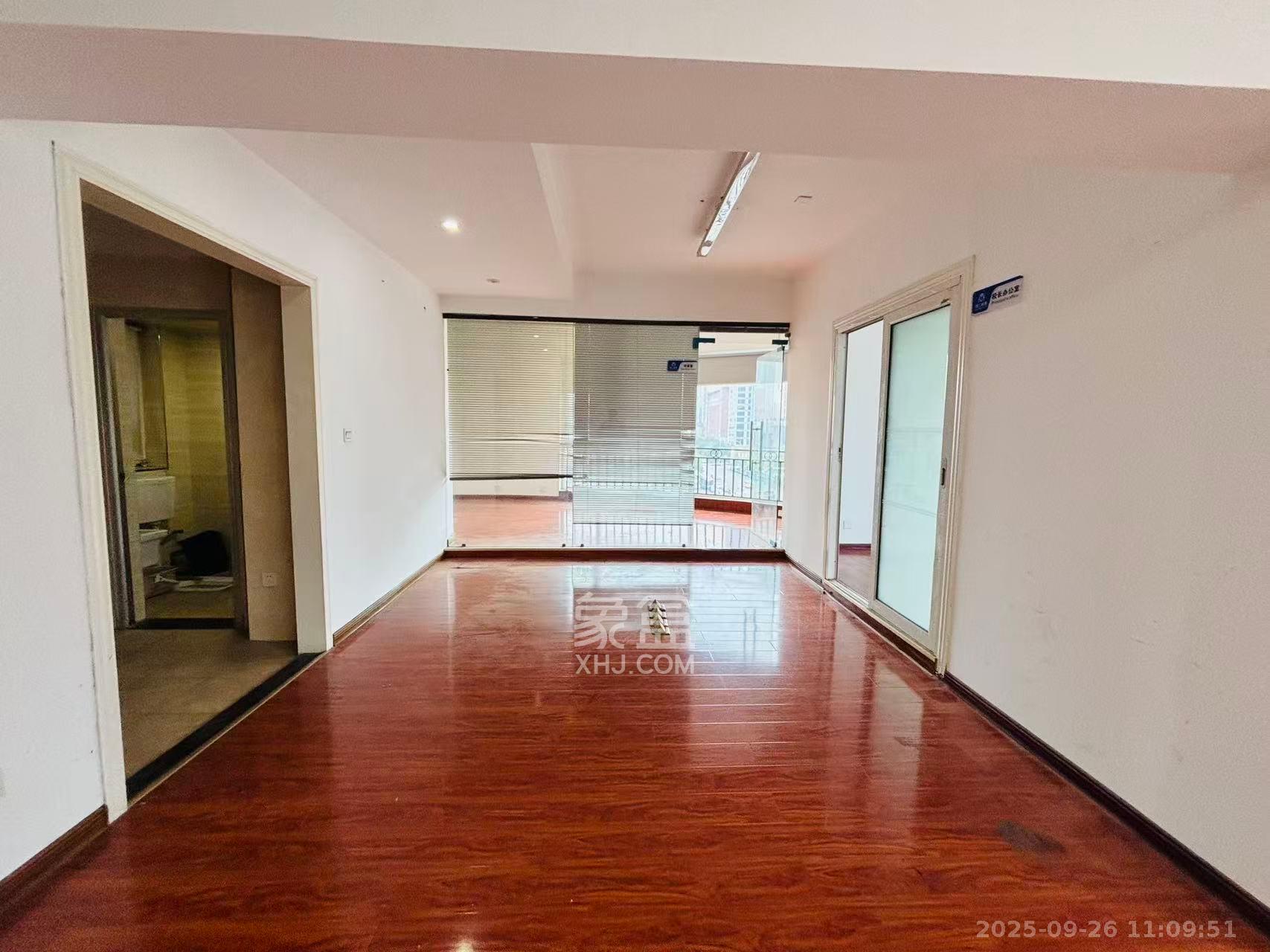 长城华都 2室2厅2卫 3000.0元/月 长城华都 2室2厅2卫 3000.0元/月室内图