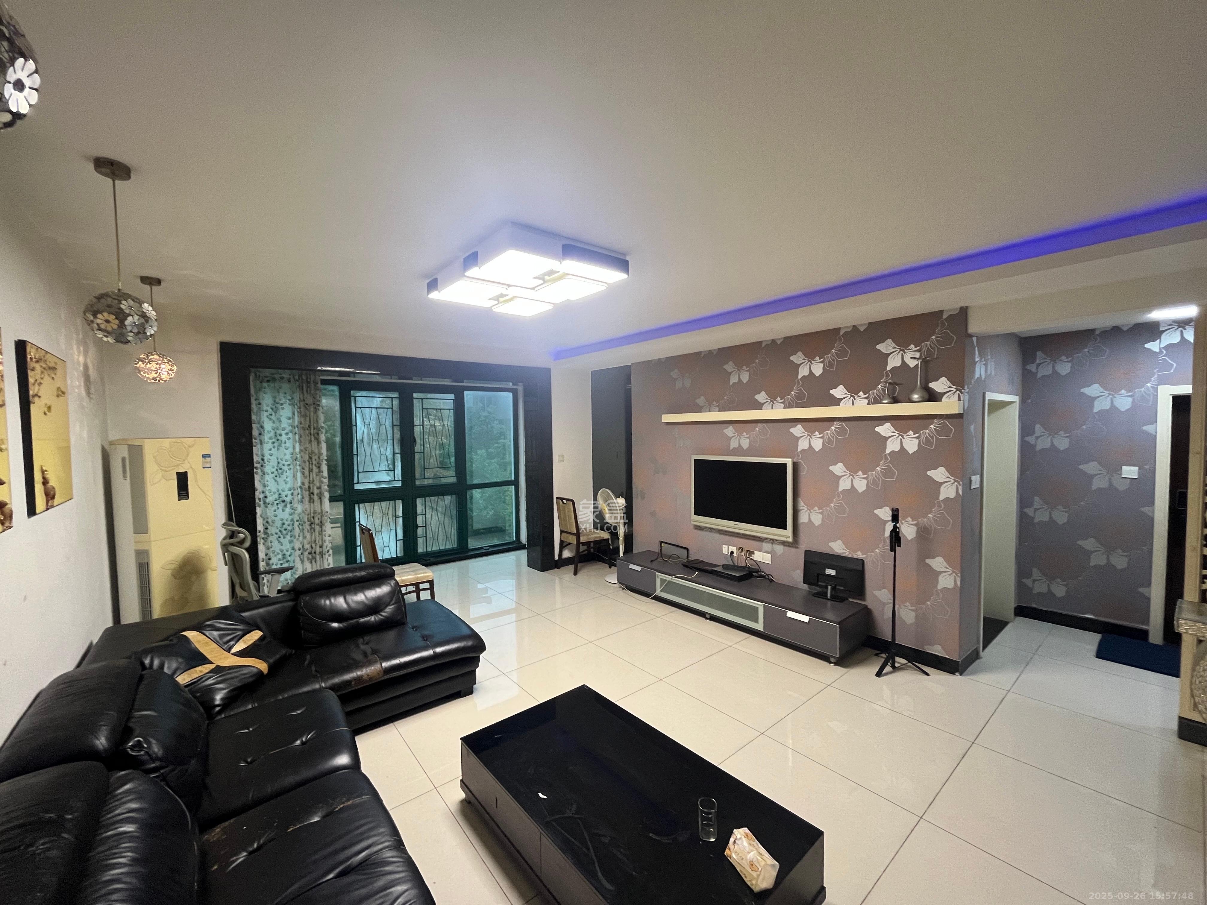 申奥美域 5室2厅2卫 3500.0元/月 申奥美域 5室2厅2卫 3500.0元/月室内图