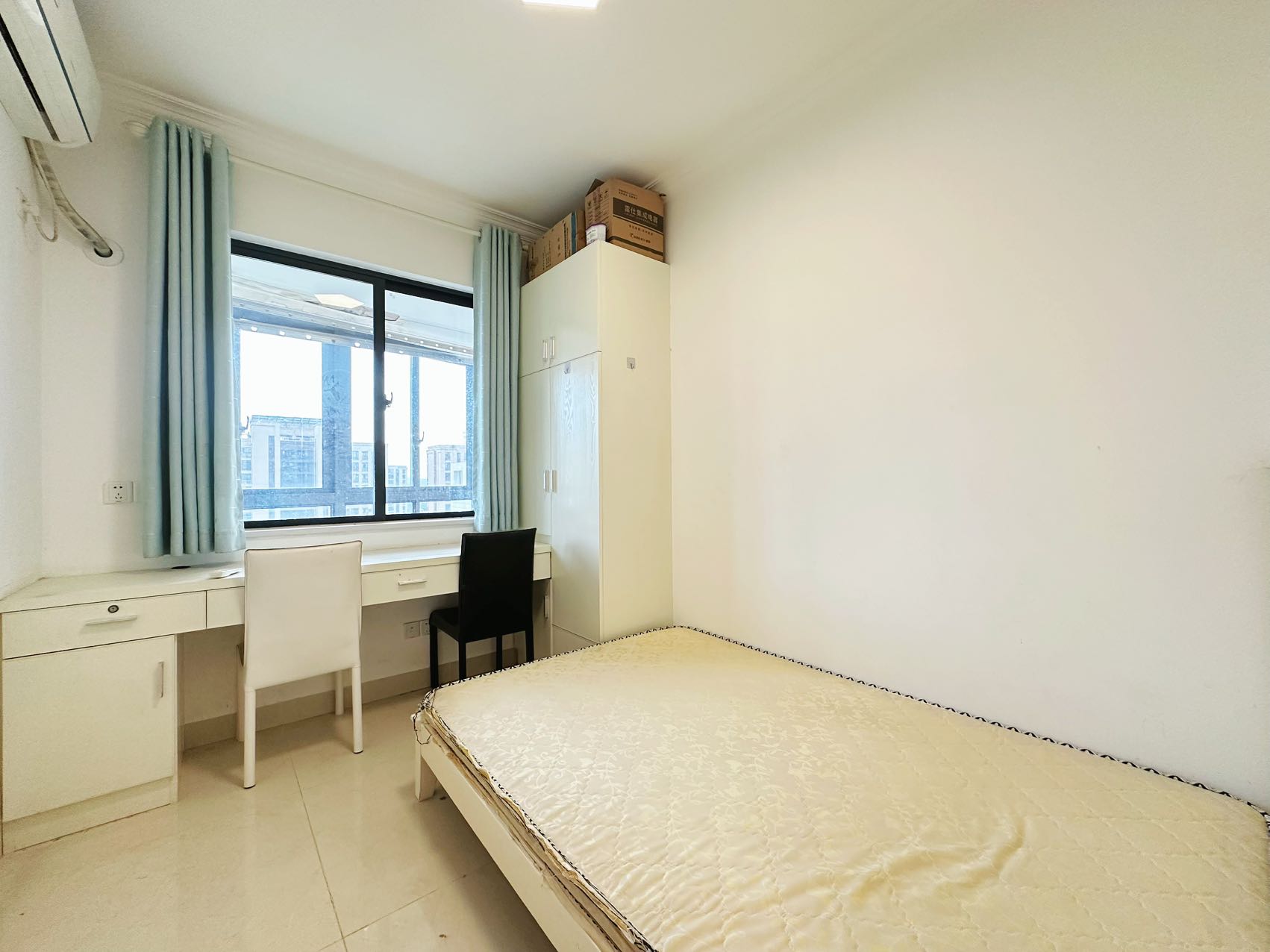 新城吾悦广场 1室0厅0卫 2700.0元/月 新城吾悦广场 1室0厅0卫 2700.0元/月室内图