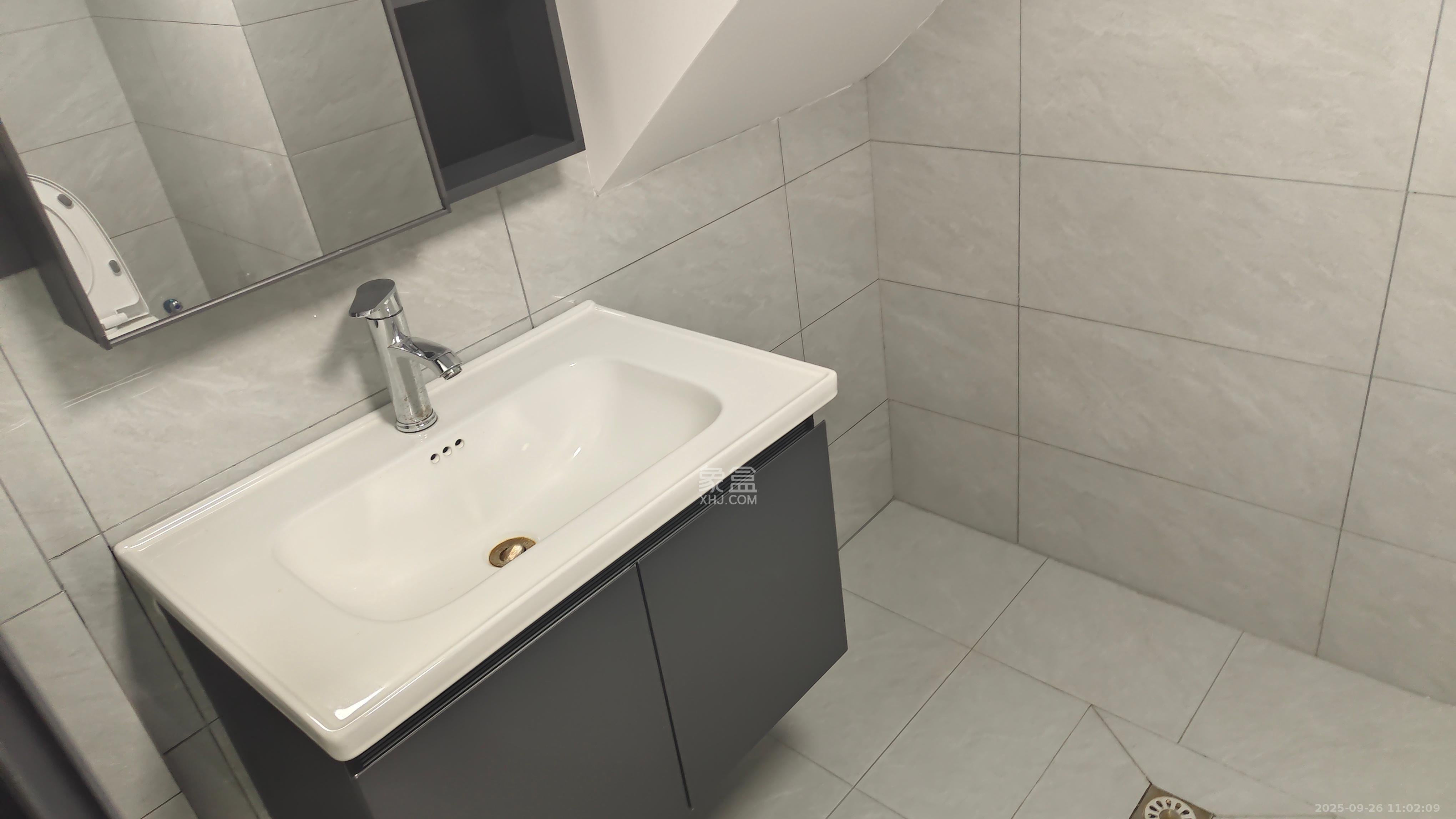 正荣梅溪紫阙台  2室1厅1卫    2200.0元/月室内图