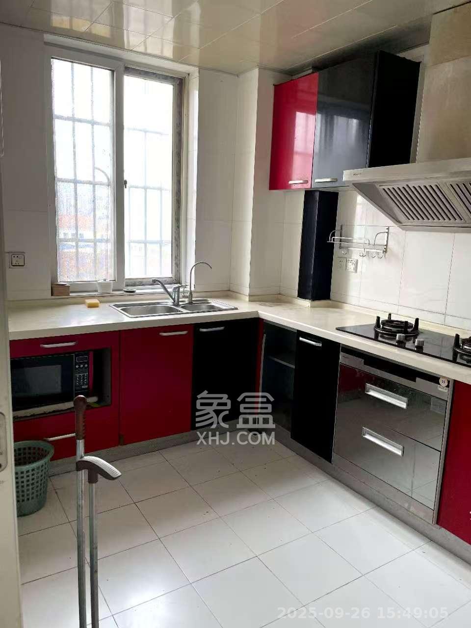 未来现代城 4室2厅2卫 2600.0元/月 未来现代城 4室2厅2卫 2600.0元/月室内图