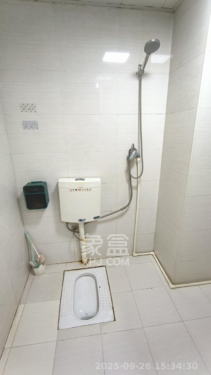 他城（天鸿时代公寓）  1室1厅1卫   1450.00元/月室内图