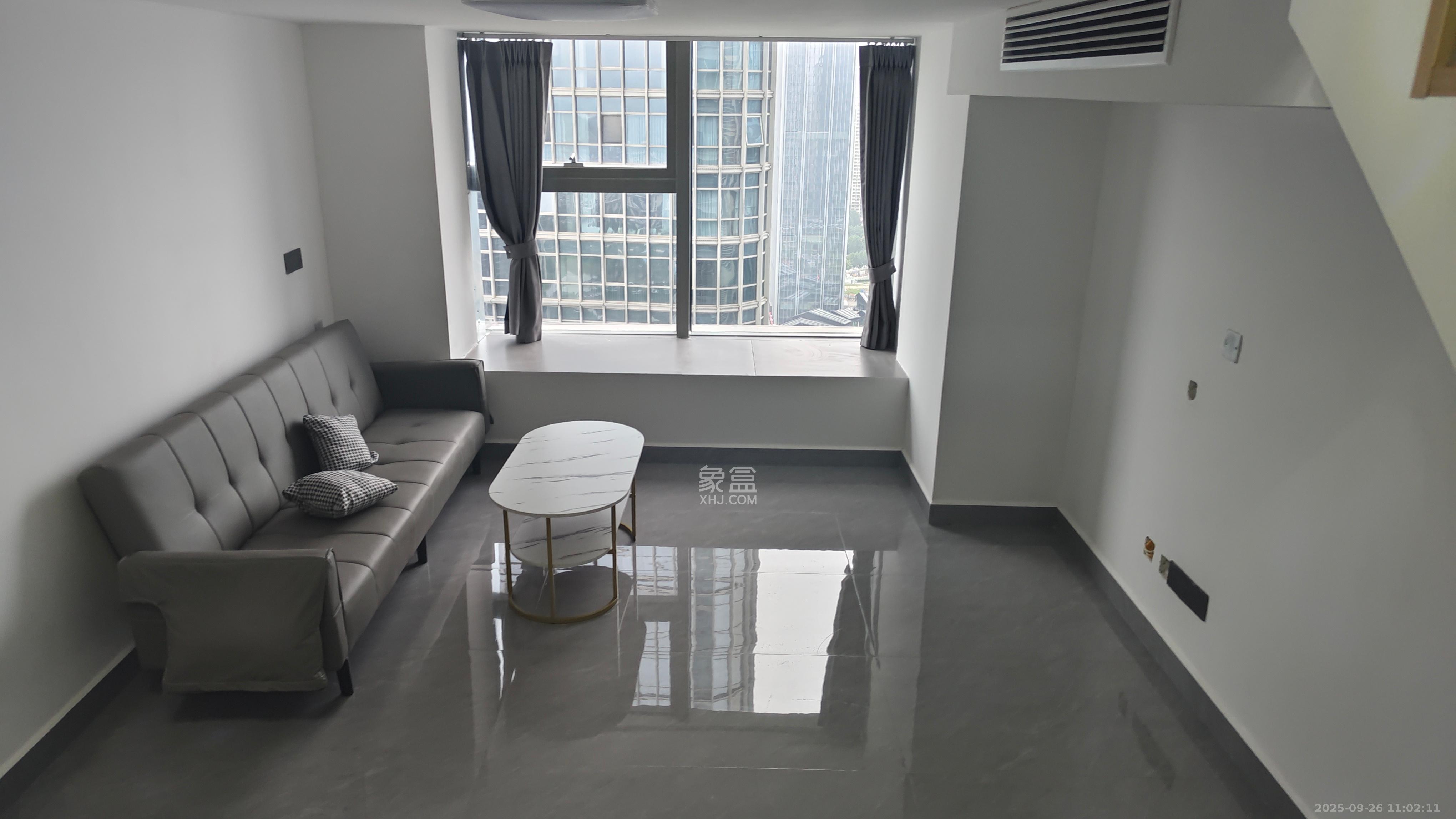 正荣梅溪紫阙台  2室1厅1卫    2200.0元/月室内图