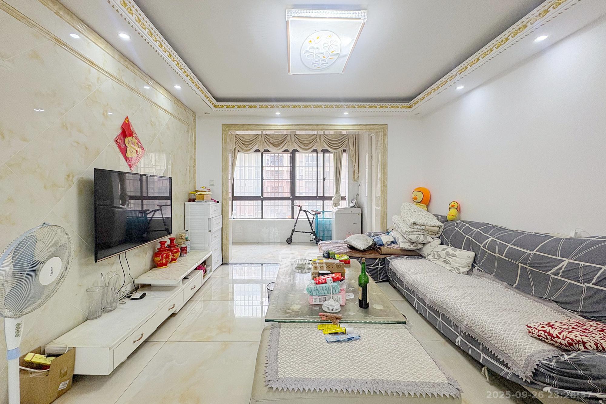 湖湾世景  4室2厅2卫    83.8万 湖湾世景  4室2厅2卫    83.8万室内图1