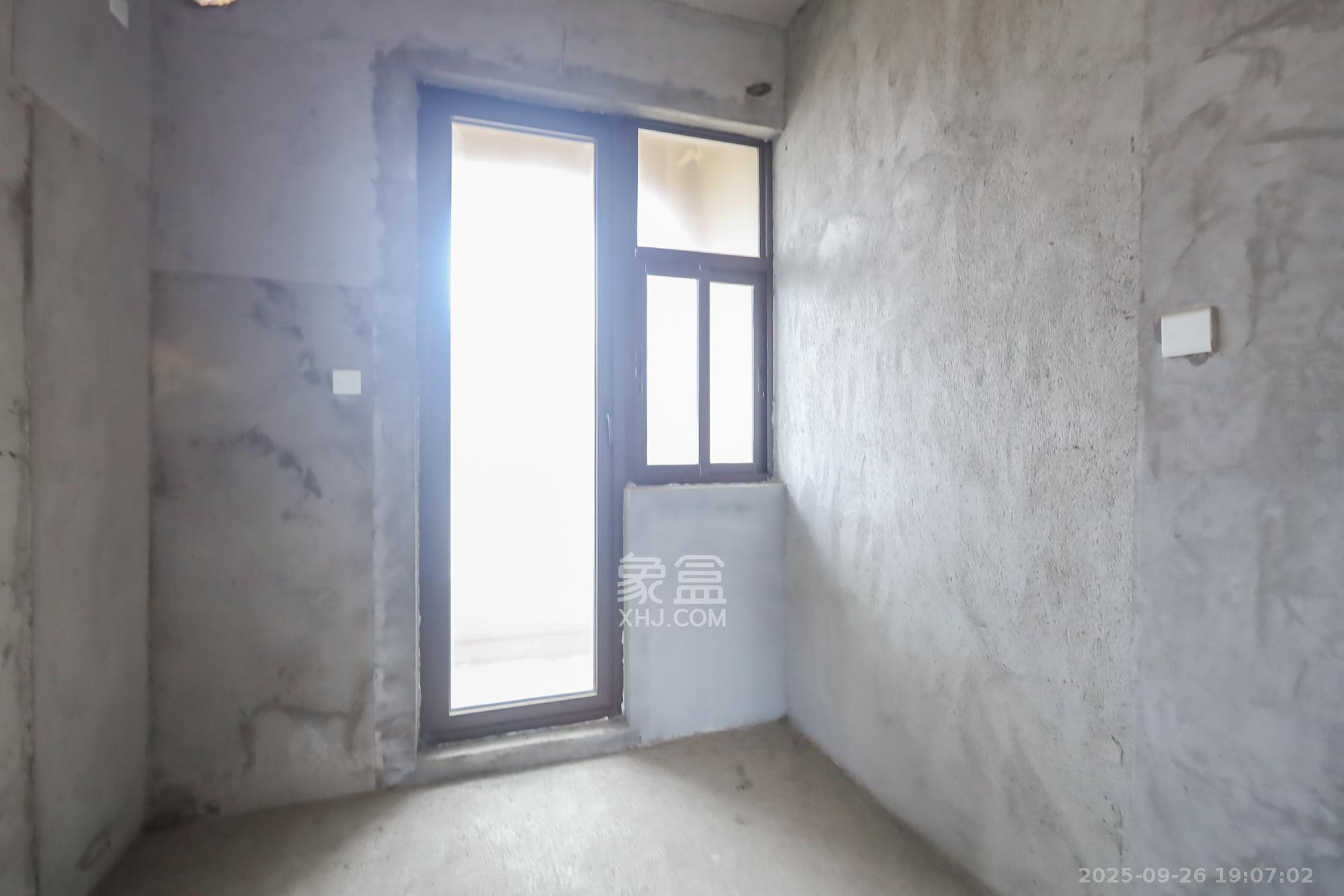 保利西海岸A区 4室2厅2卫 280.0万 保利西海岸A区 4室2厅2卫 280.0万其他