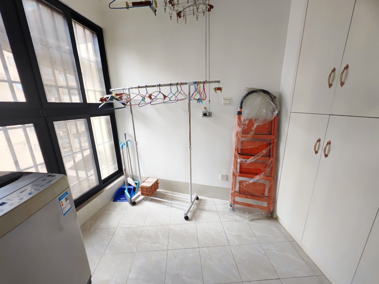 大江观邸-富基花园 4室2厅1卫 80.0万 大江观邸-富基花园 4室2厅1卫 80.0万室内图