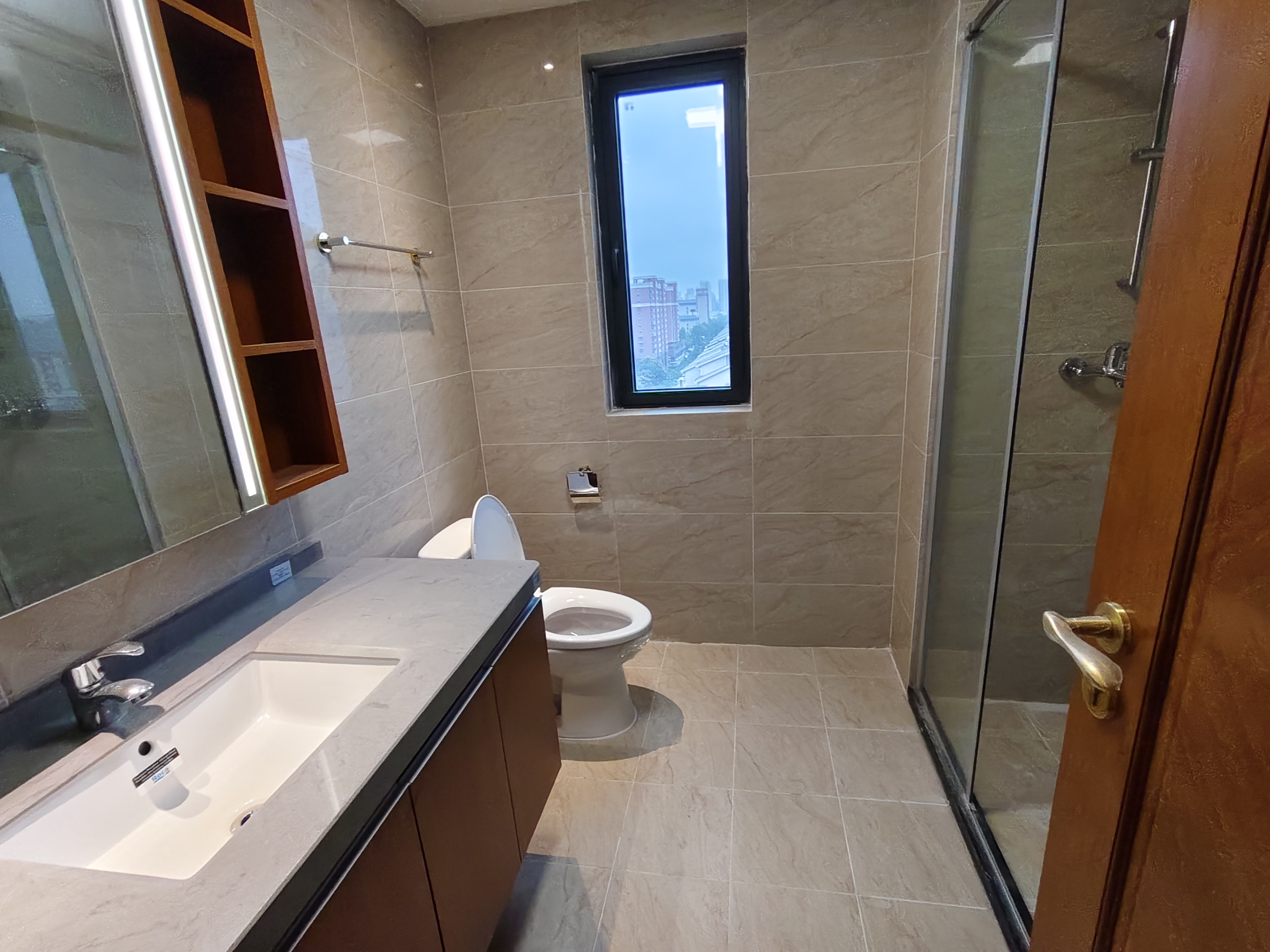 恒大华府 3室2厅2卫 98.8万 恒大华府 3室2厅2卫 98.8万室内图