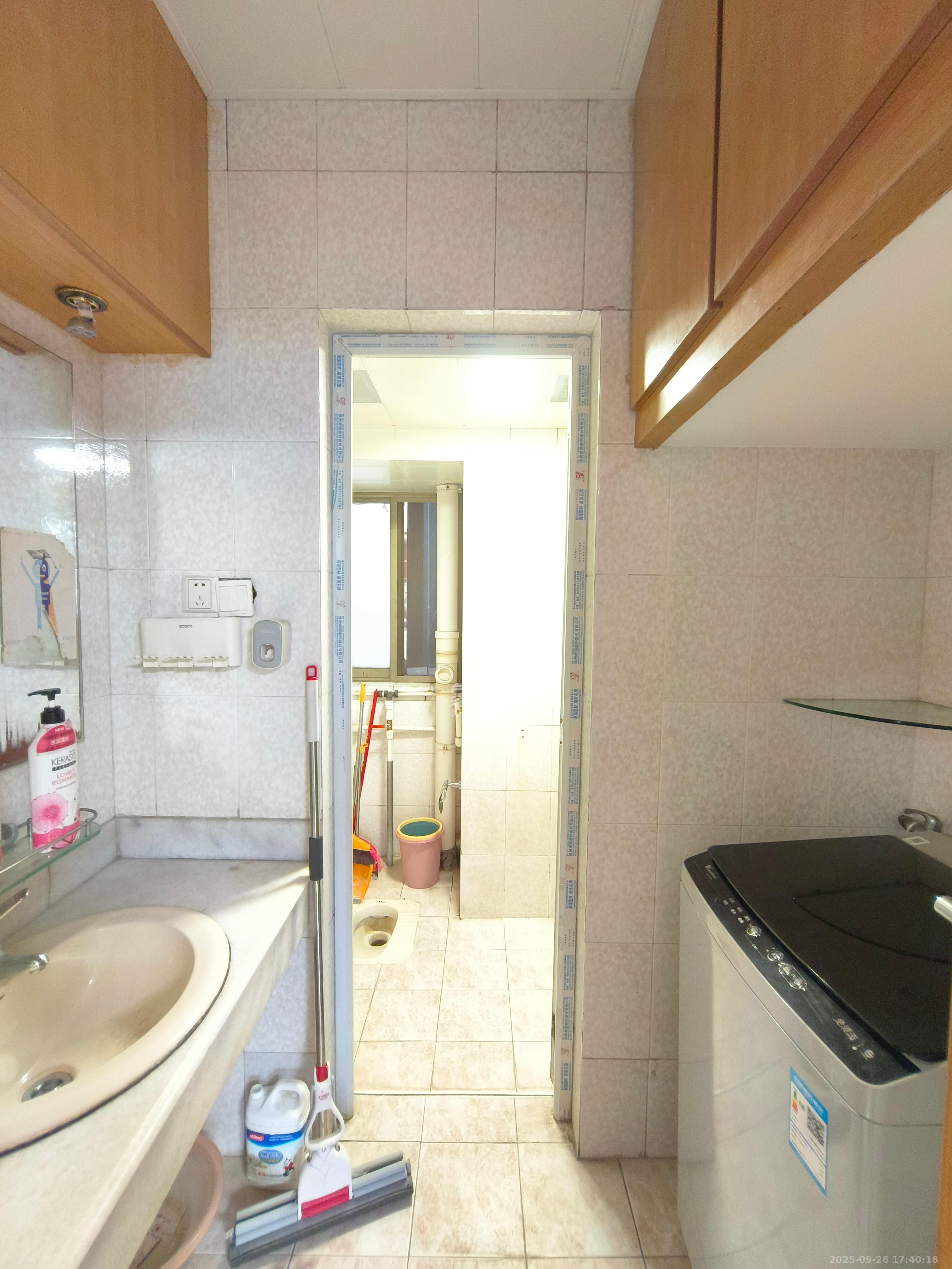 佘家塘、富雅里散盘 3室2厅2卫 2600.0元/月 佘家塘、富雅里散盘 3室2厅2卫 2600.0元/月室内图