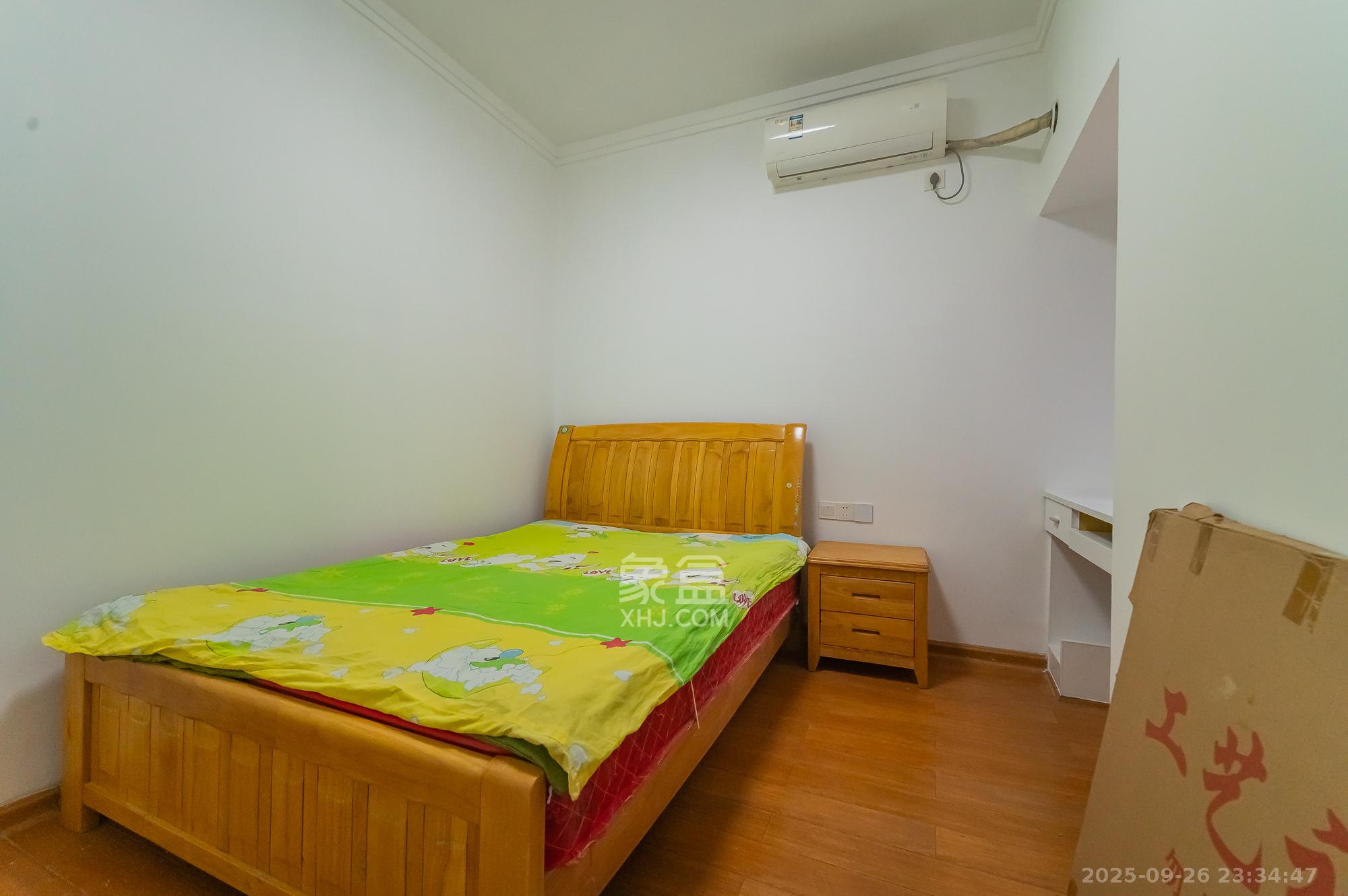 幸福里润城（幸福里二期）  2室2厅1卫    49.8万卧室