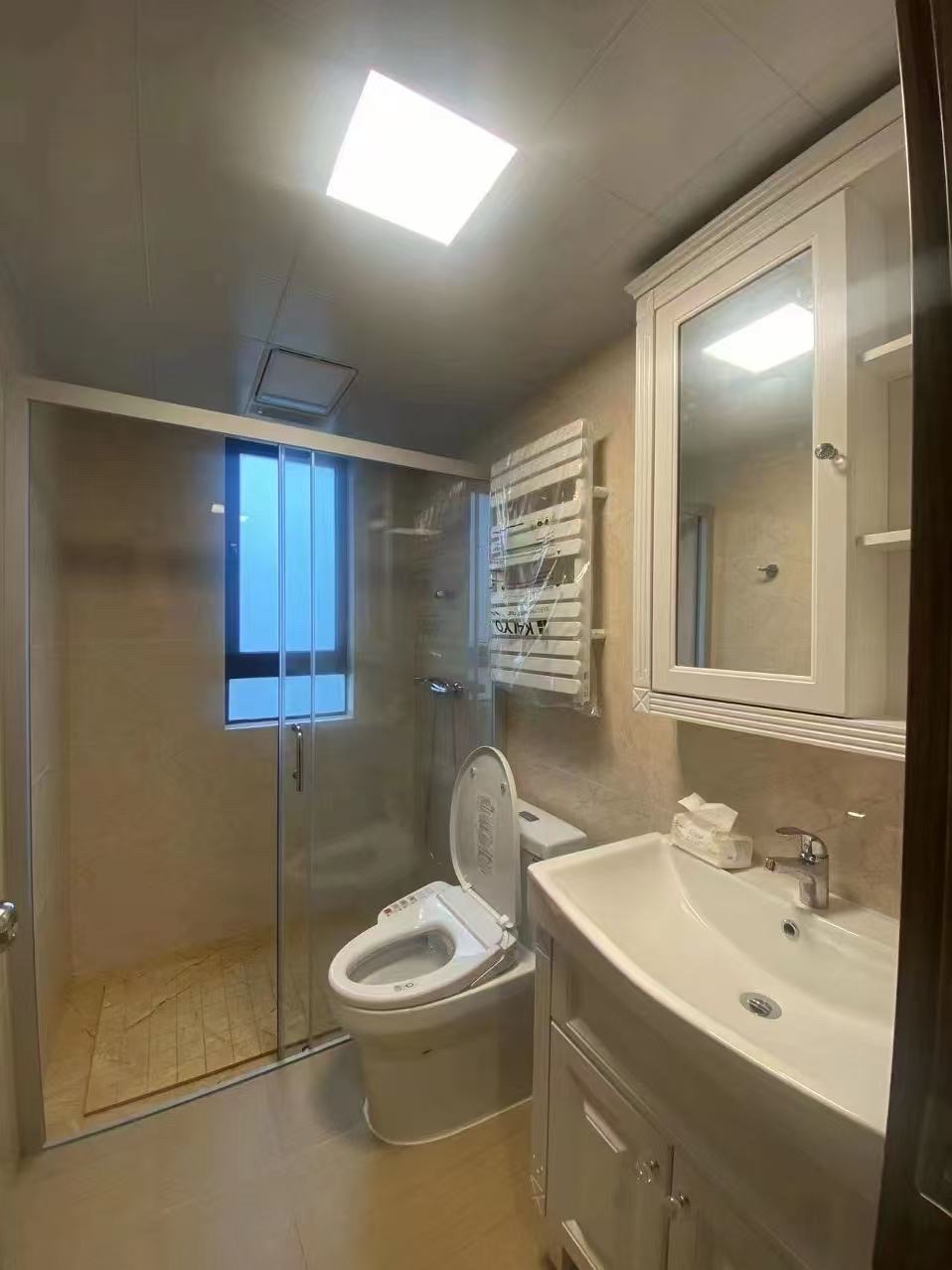 富力碧桂园衡中心  4室2厅2卫    3980.0元/月室内图