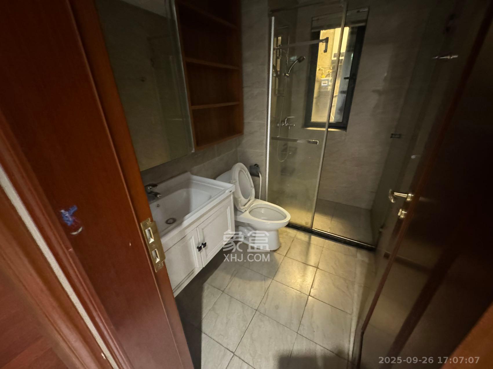 恒大国际广场  2室1厅1卫    2100.0元/月室内图