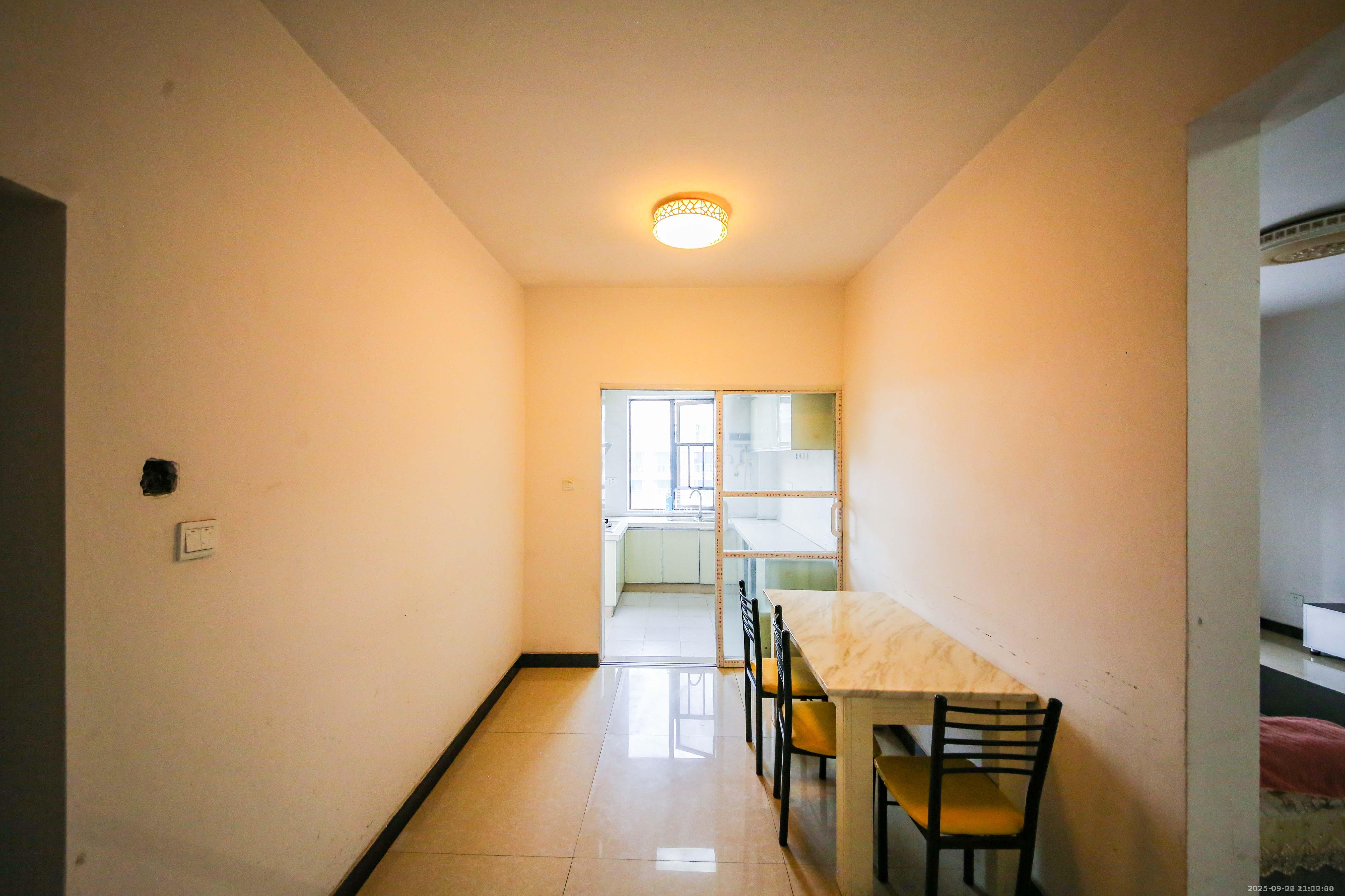 嘉福长安郡(融信澜悦、嘉福好美家园) 3室2厅1卫 2100.0元/月 嘉福长安郡(融信澜悦、嘉福好美家园) 3室2厅1卫 2100.0元/月室内图