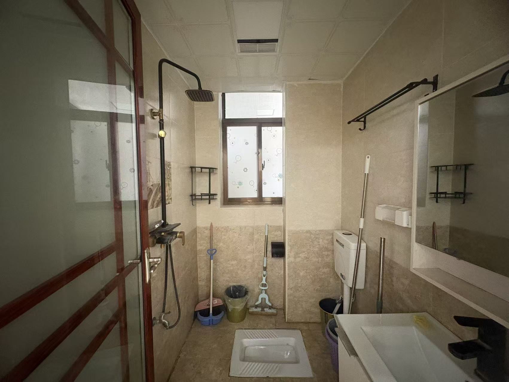 吉星花园 3室2厅2卫 46.8万 吉星花园 3室2厅2卫 46.8万客厅