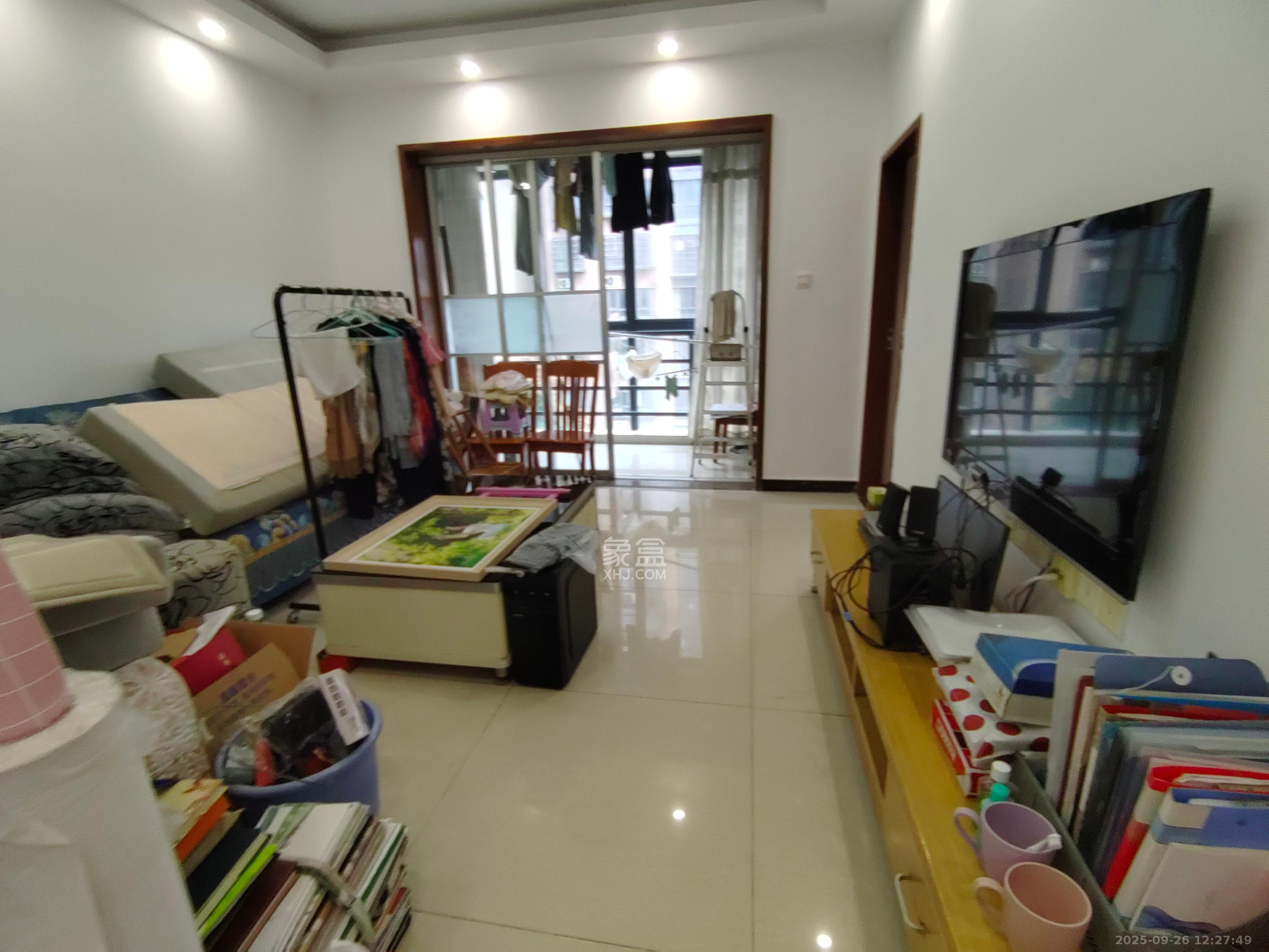 瑞都华庭(华庭美苑) 3室2厅1卫 2100.0元/月 瑞都华庭(华庭美苑) 3室2厅1卫 2100.0元/月室内图