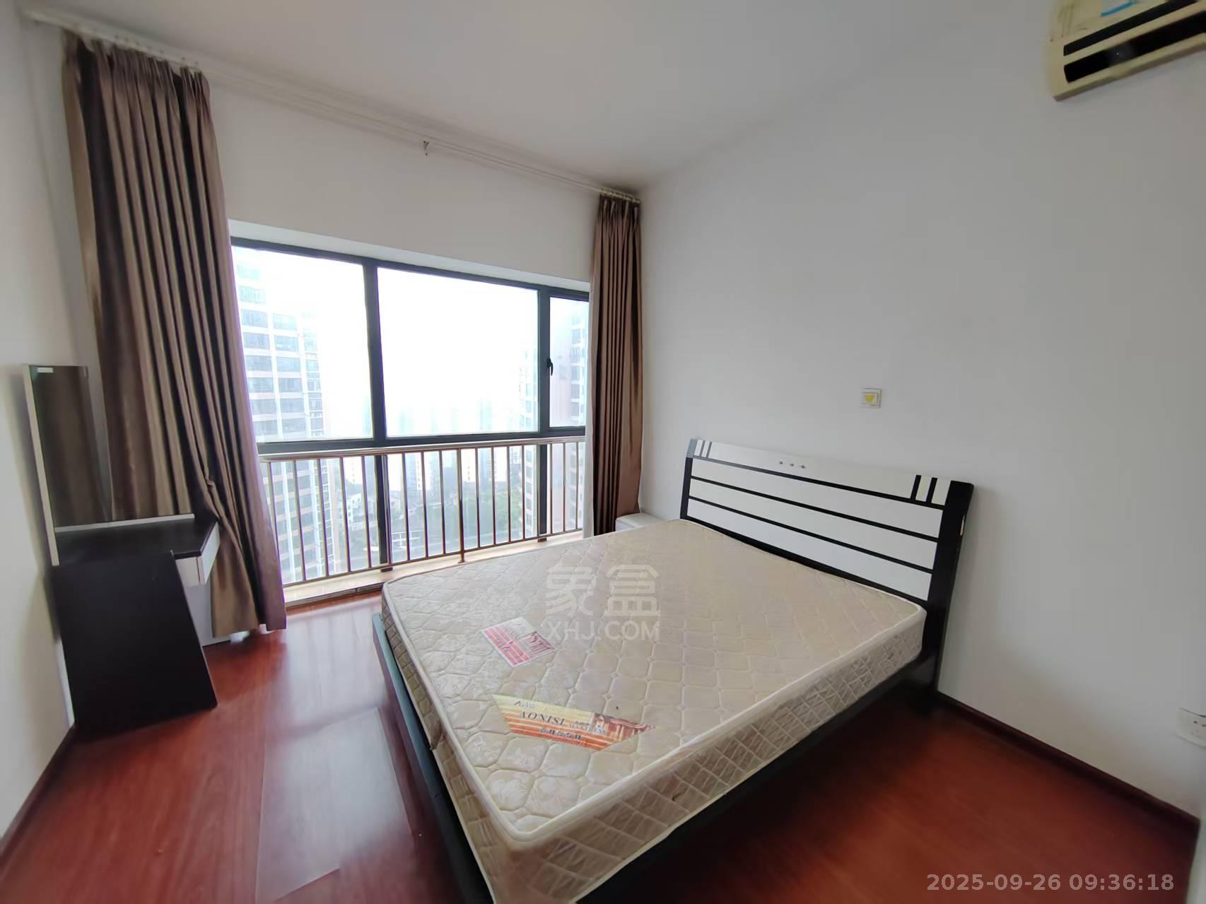 流金岁月-华晨国际  2室2厅1卫    1700.0元/月室内图