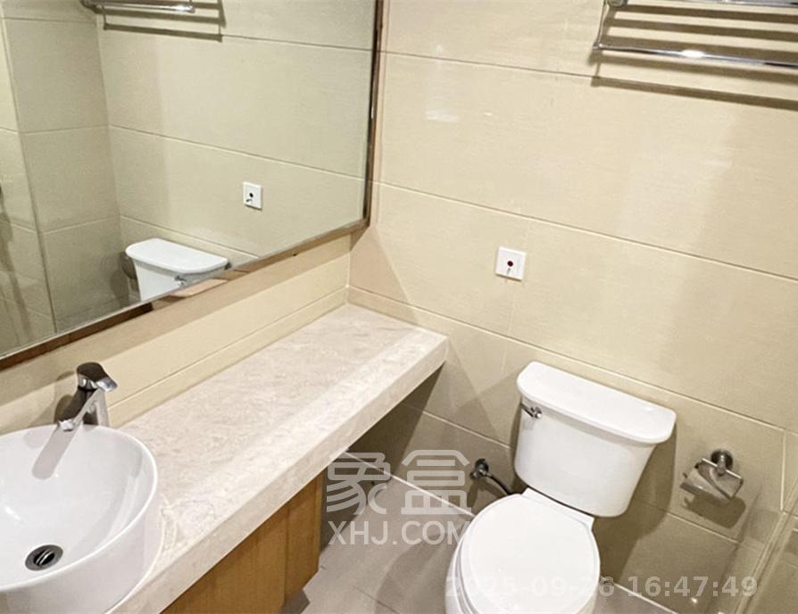 五一钻界  1室1厅1卫    2500.0元/月室内图