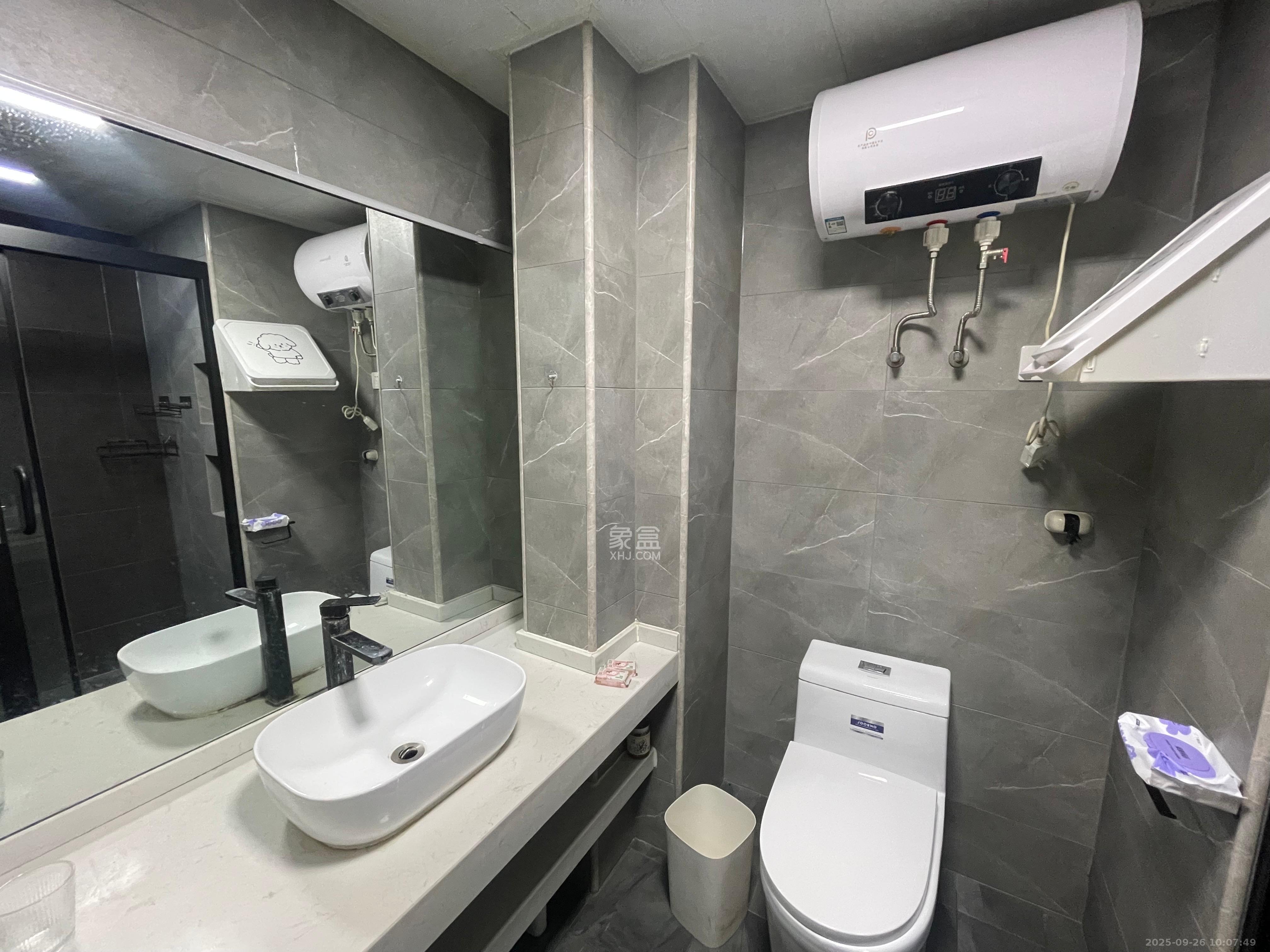 高升星光天地 1室0厅0卫 2000.0元/月 高升星光天地 1室0厅0卫 2000.0元/月室内图