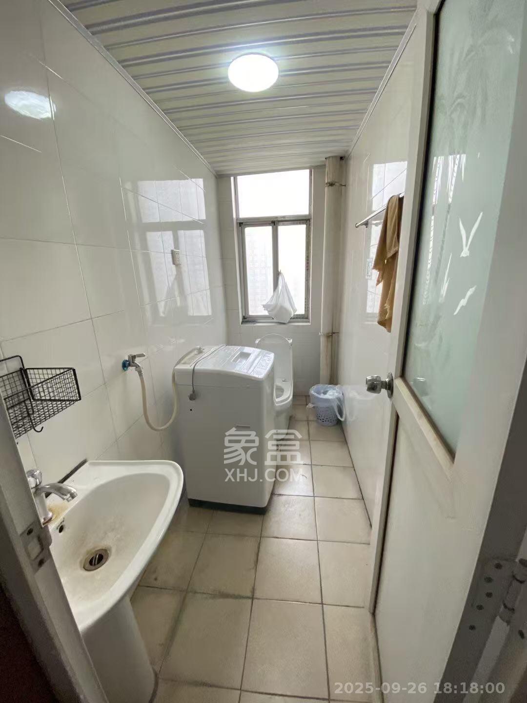 星沙六区 3室2厅2卫 1400.0元/月 星沙六区 3室2厅2卫 1400.0元/月室内图