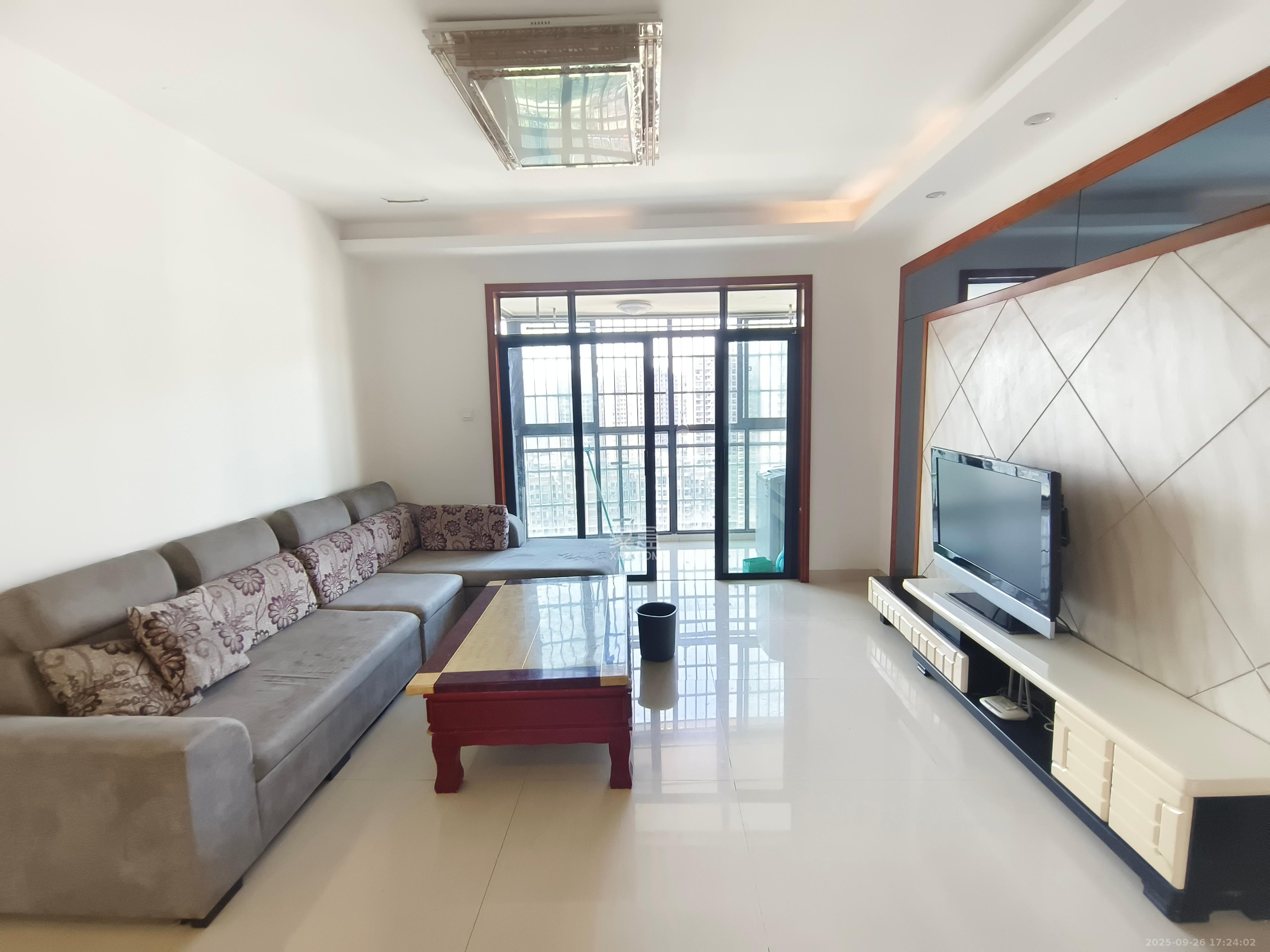 西城龙庭 3室2厅1卫 2200.0元/月 西城龙庭 3室2厅1卫 2200.0元/月室内图