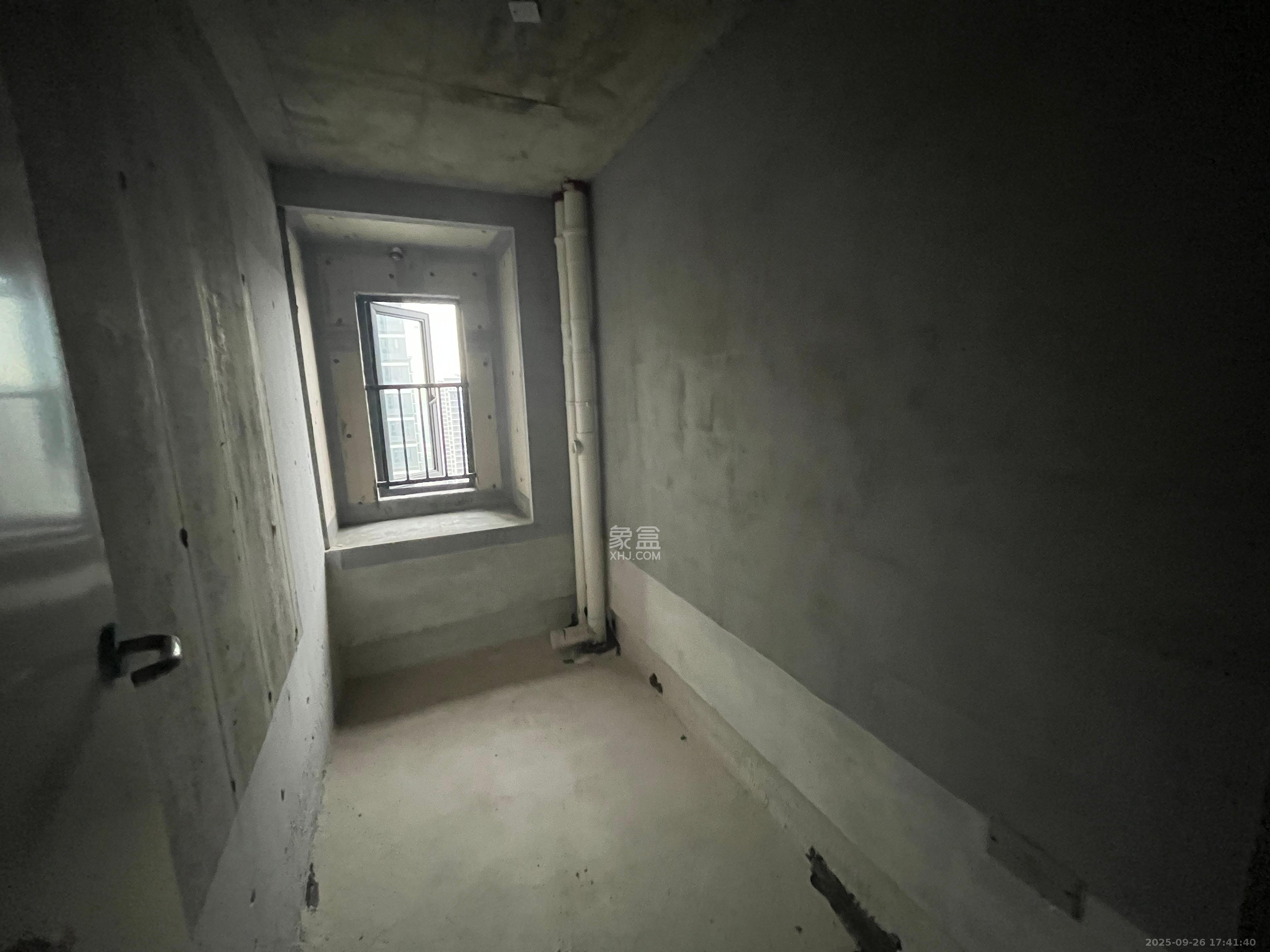 融创会展上东区  4室2厅2卫    900.0元/月室内图